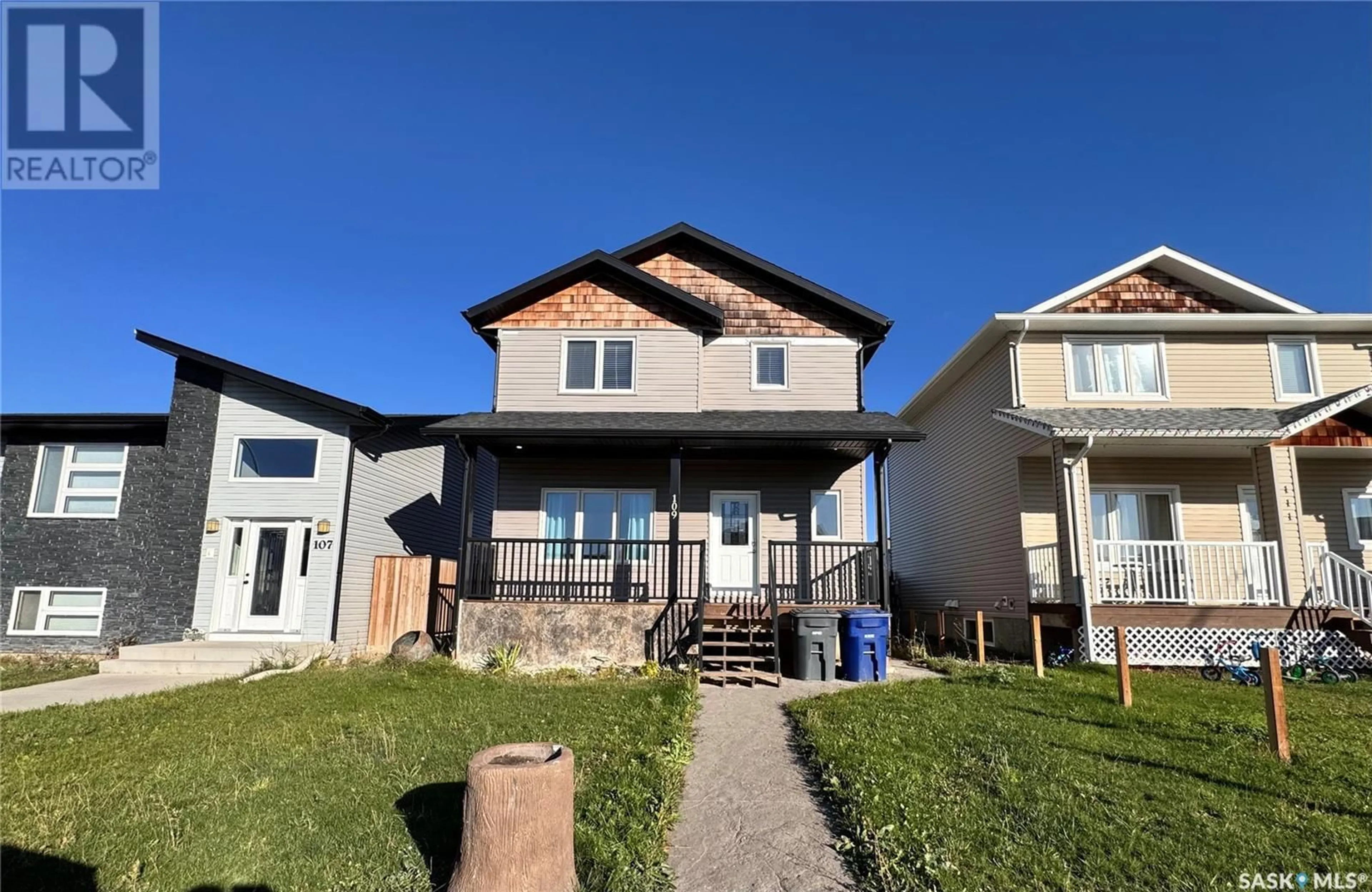 Frontside or backside of a home for 109 Martens CRESCENT, Warman Saskatchewan S0K4S3