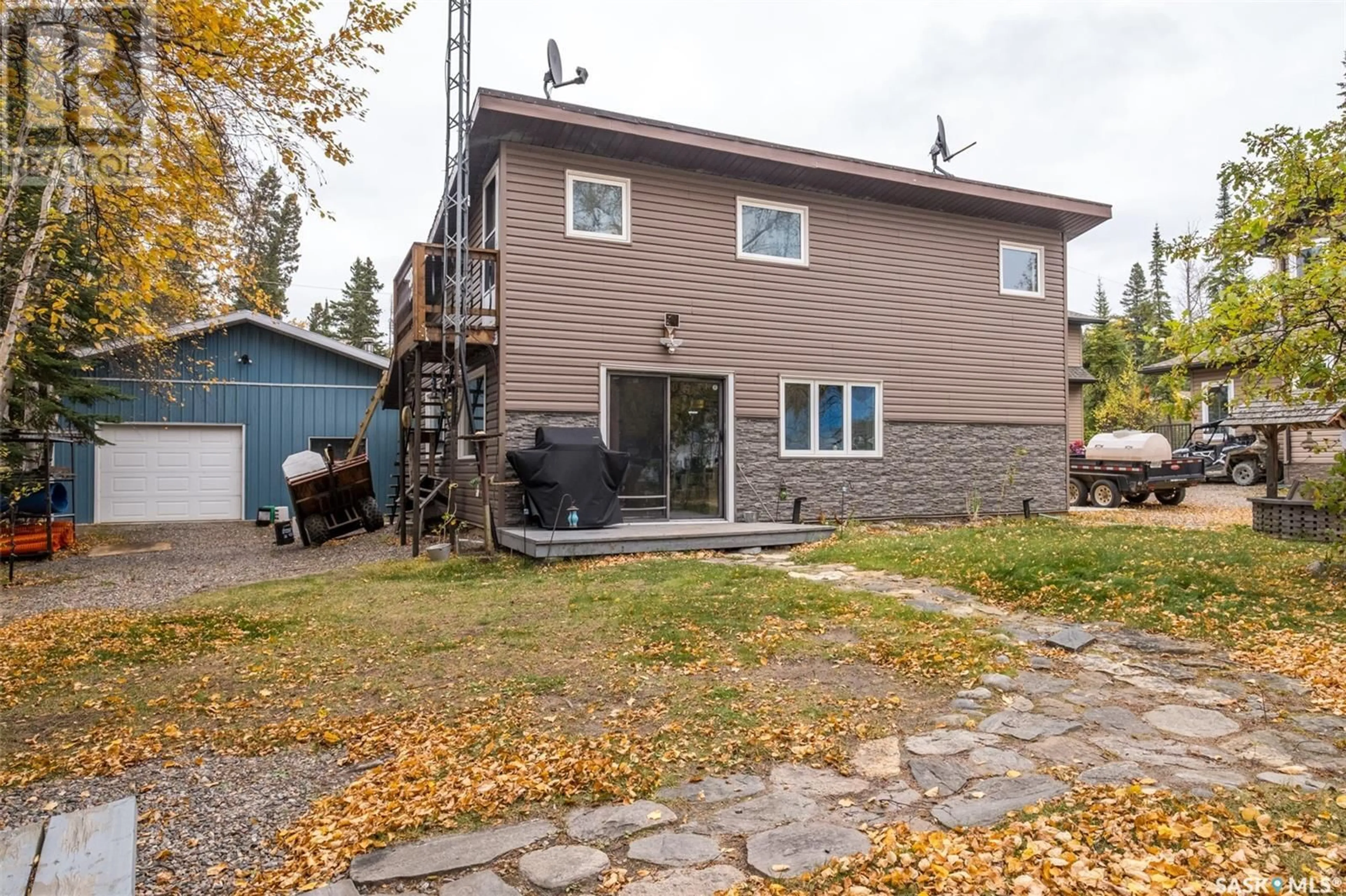 Patio, street for 903 BALSAM STREET, Whelan Bay Saskatchewan S0J3E0
