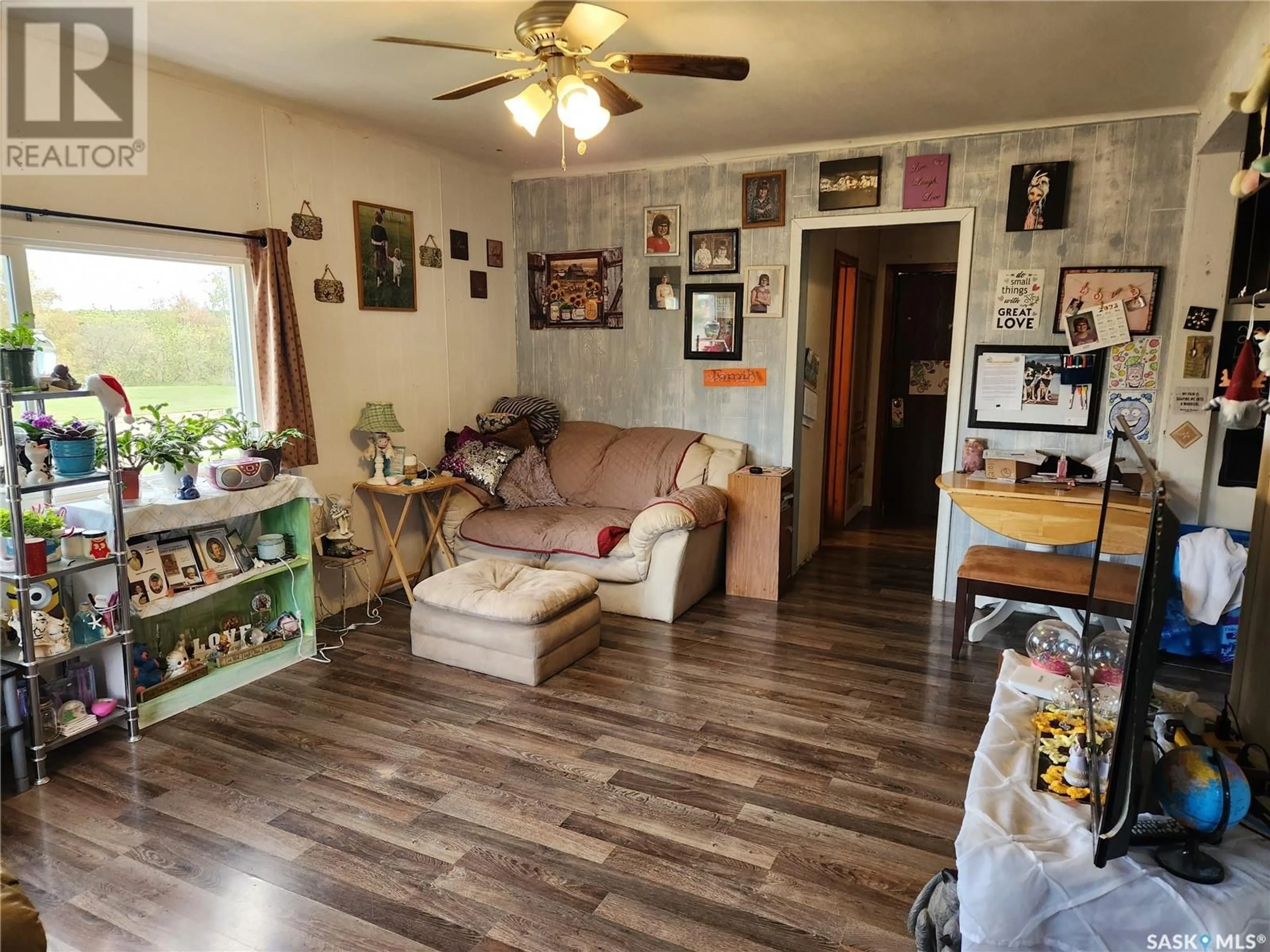 A pic of a room, wood floors for 1020 109th AVENUE, Tisdale Saskatchewan S0E1T0