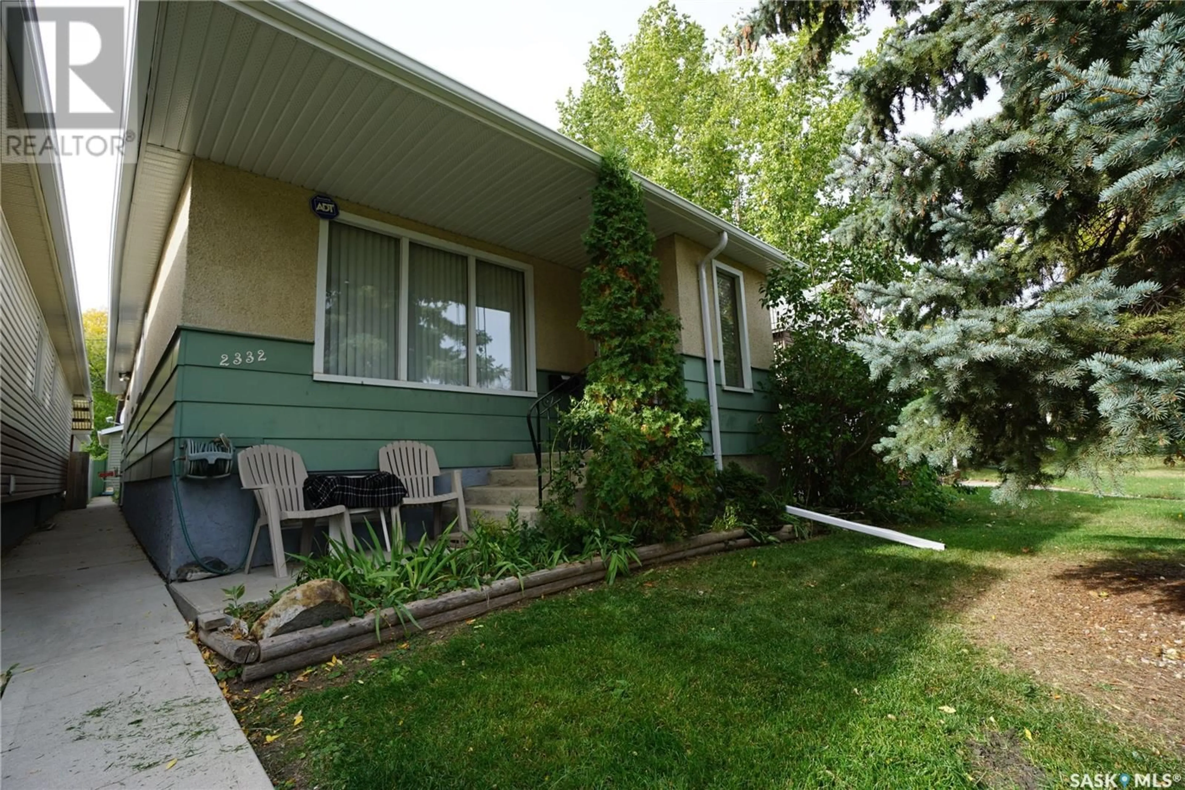 A pic from exterior of the house or condo for 2332 McDonald STREET, Regina Saskatchewan S4N2Z1