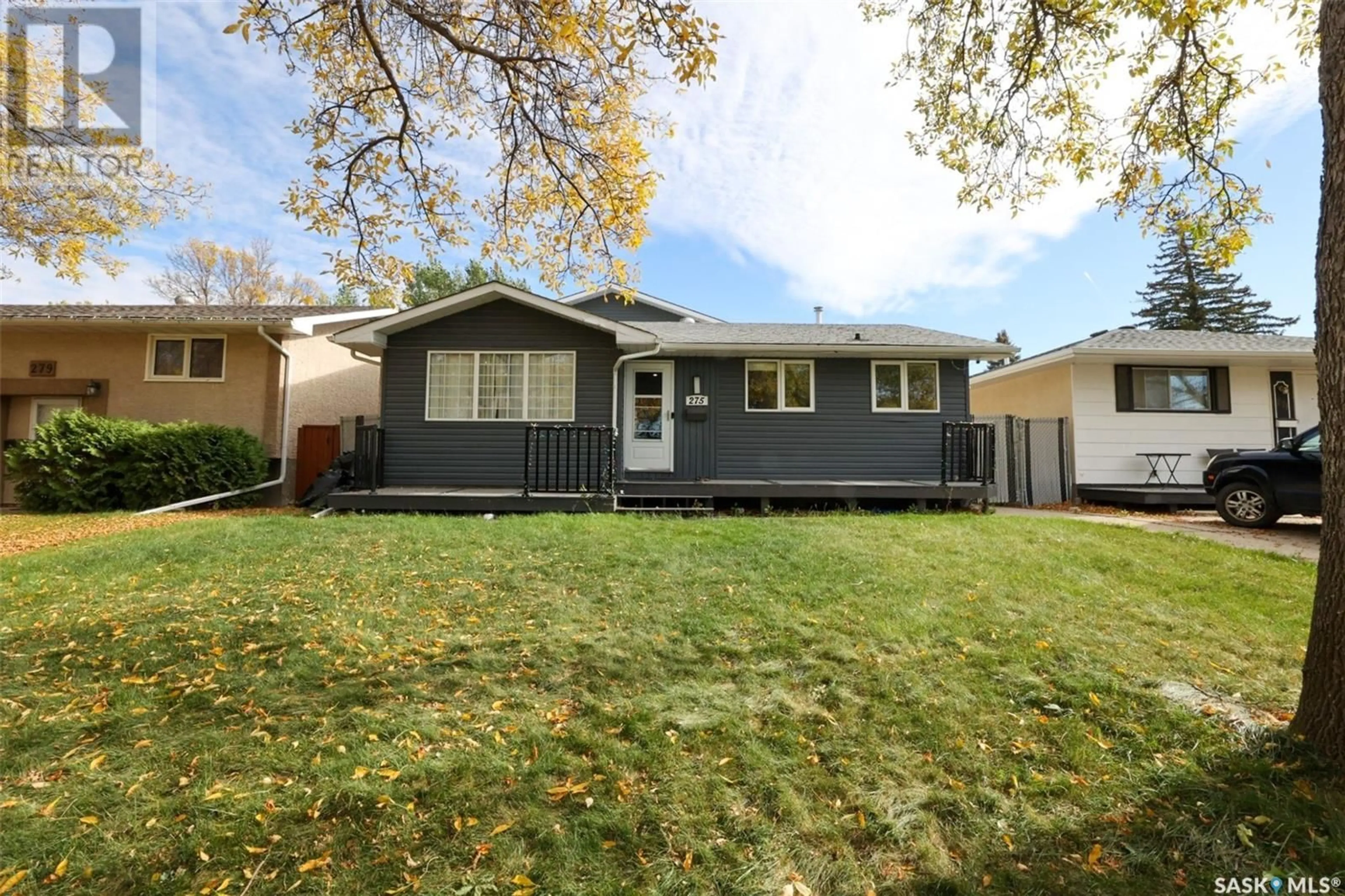 Frontside or backside of a home for 275 Trudelle CRESCENT, Regina Saskatchewan S4T6X1