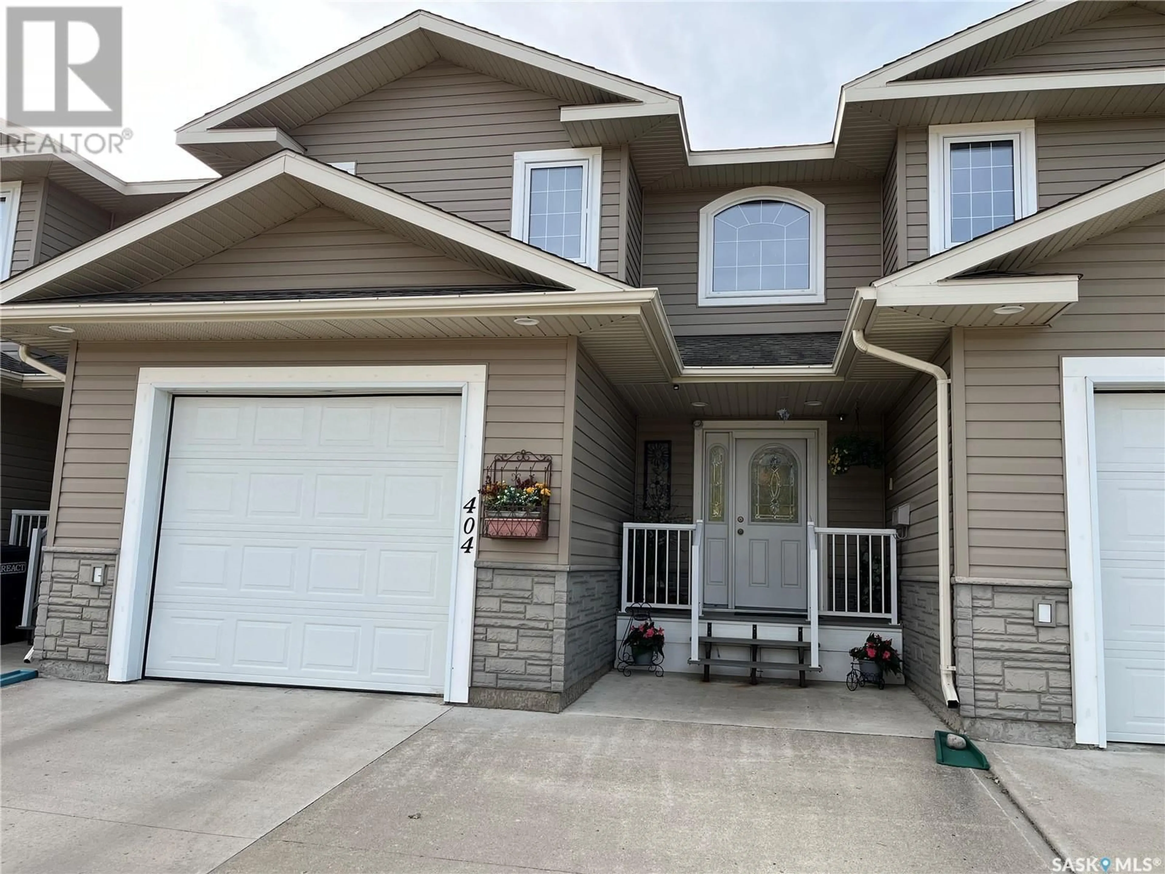 A pic from exterior of the house or condo, cottage for 404 6th AVENUE, Humboldt Saskatchewan S0K2A0