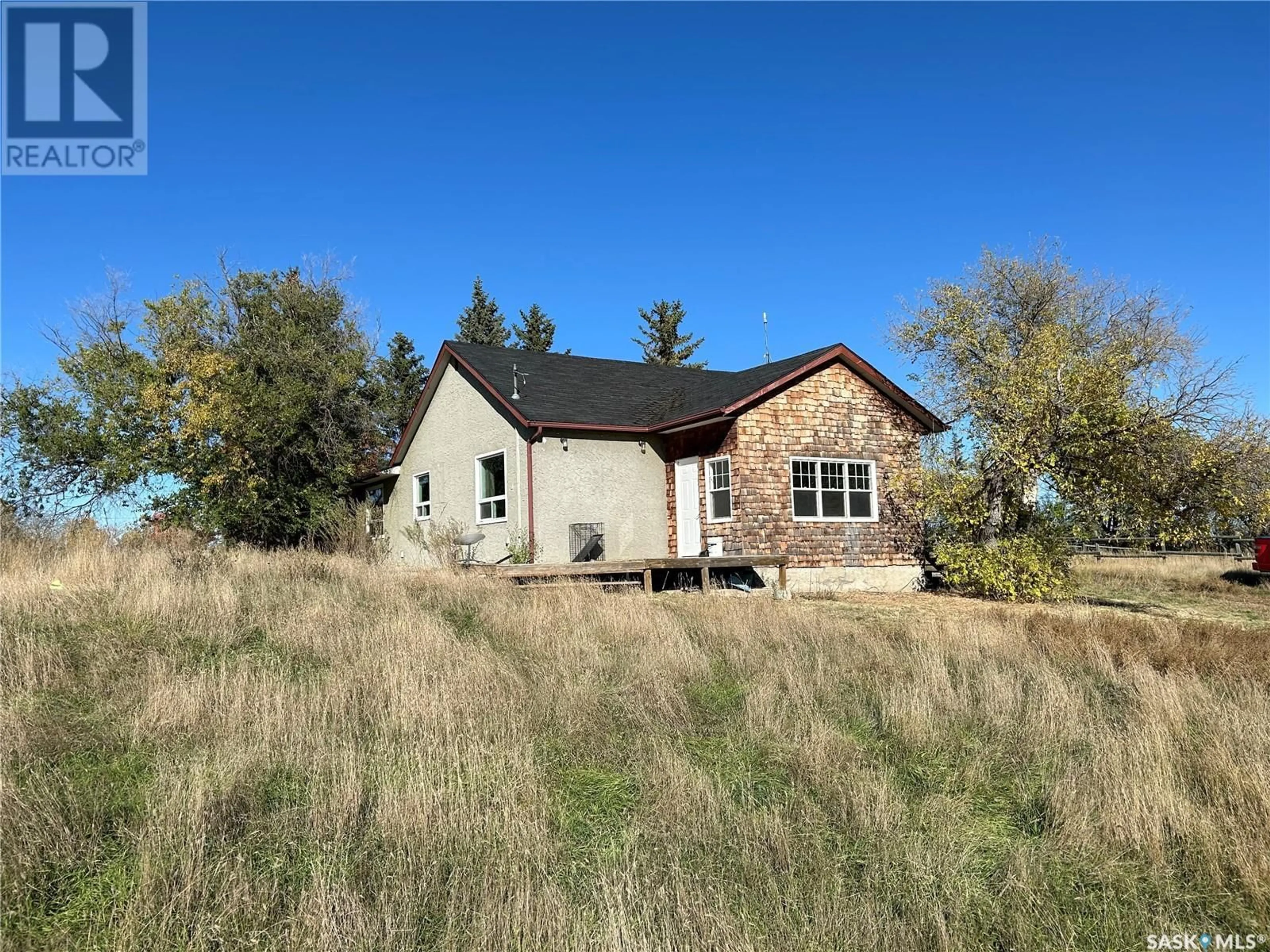 Frontside or backside of a home, cottage for Highway 220 west of Bulyea, Mckillop Rm No. 220 Saskatchewan S0G0L0