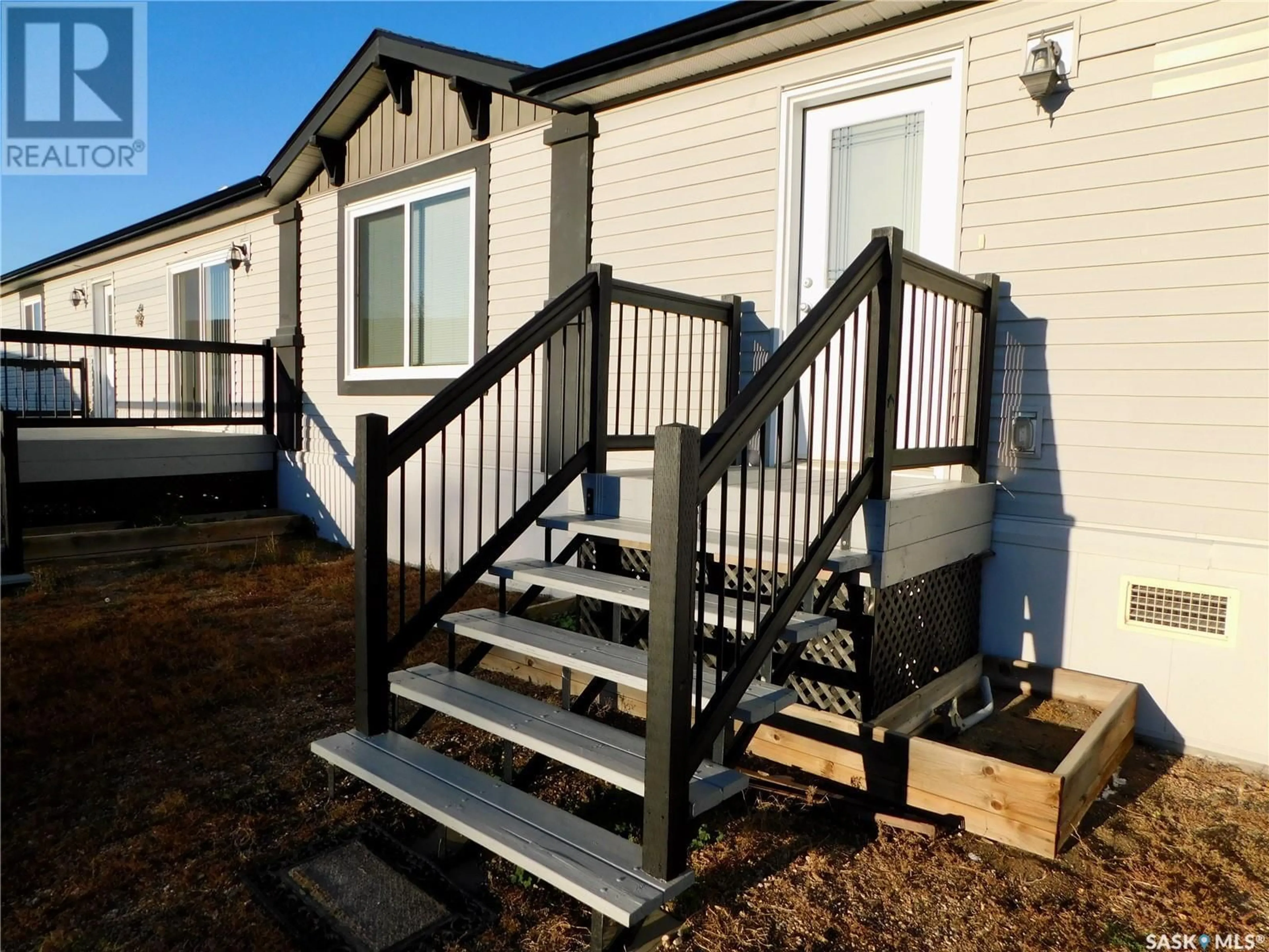 Unknown for 7-8 ALLARD BAY, Gravelbourg Saskatchewan S0H1X0
