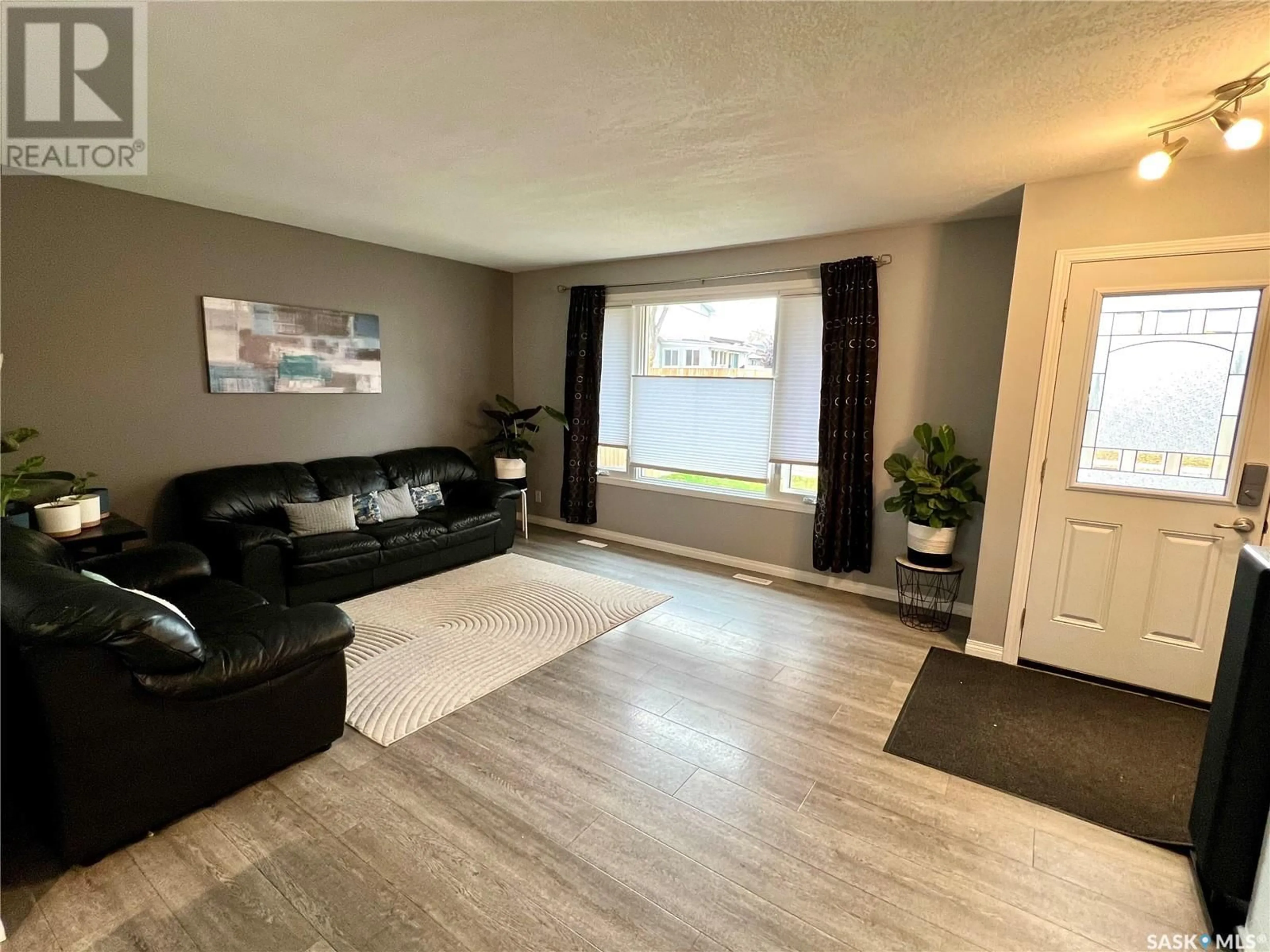 Living room with furniture, unknown for 621 CENTRAL AVENUE, Swift Current Saskatchewan S9H3G7