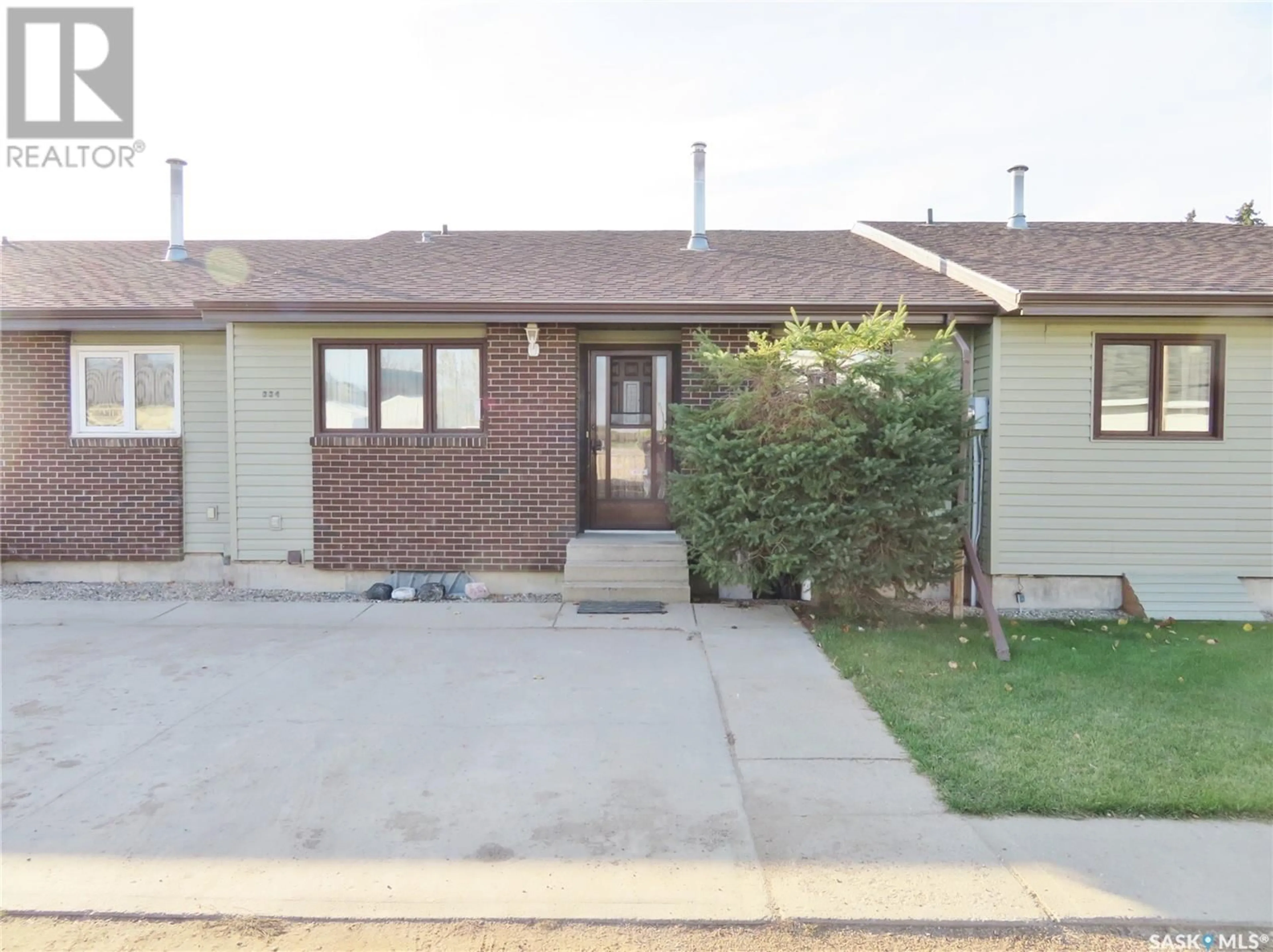 A pic from exterior of the house or condo, the street view for 334 Landmark PLACE, Humboldt Saskatchewan S0K2A0