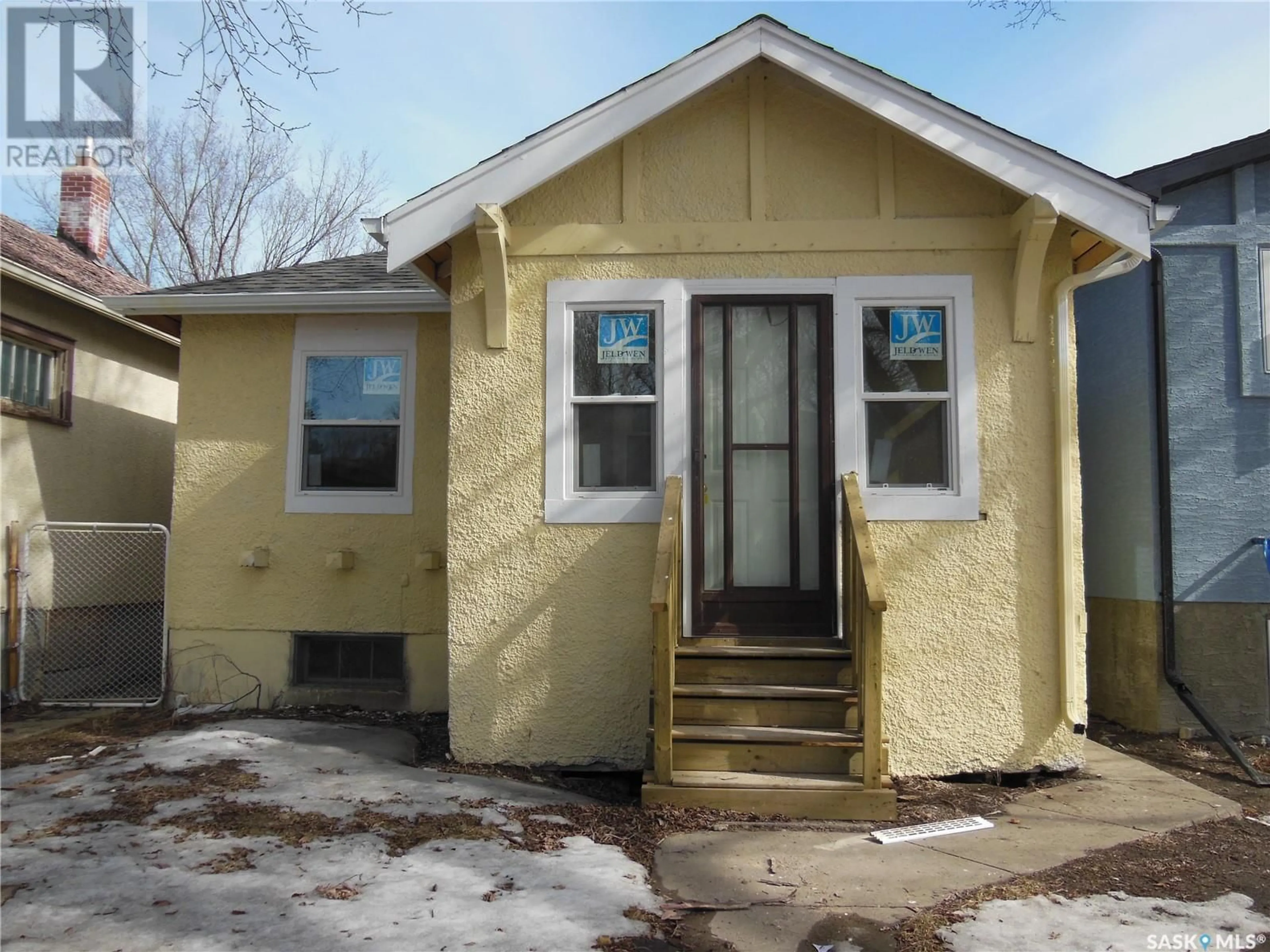 Frontside or backside of a home, cottage for 1575 Rae STREET, Regina Saskatchewan S4T2C8