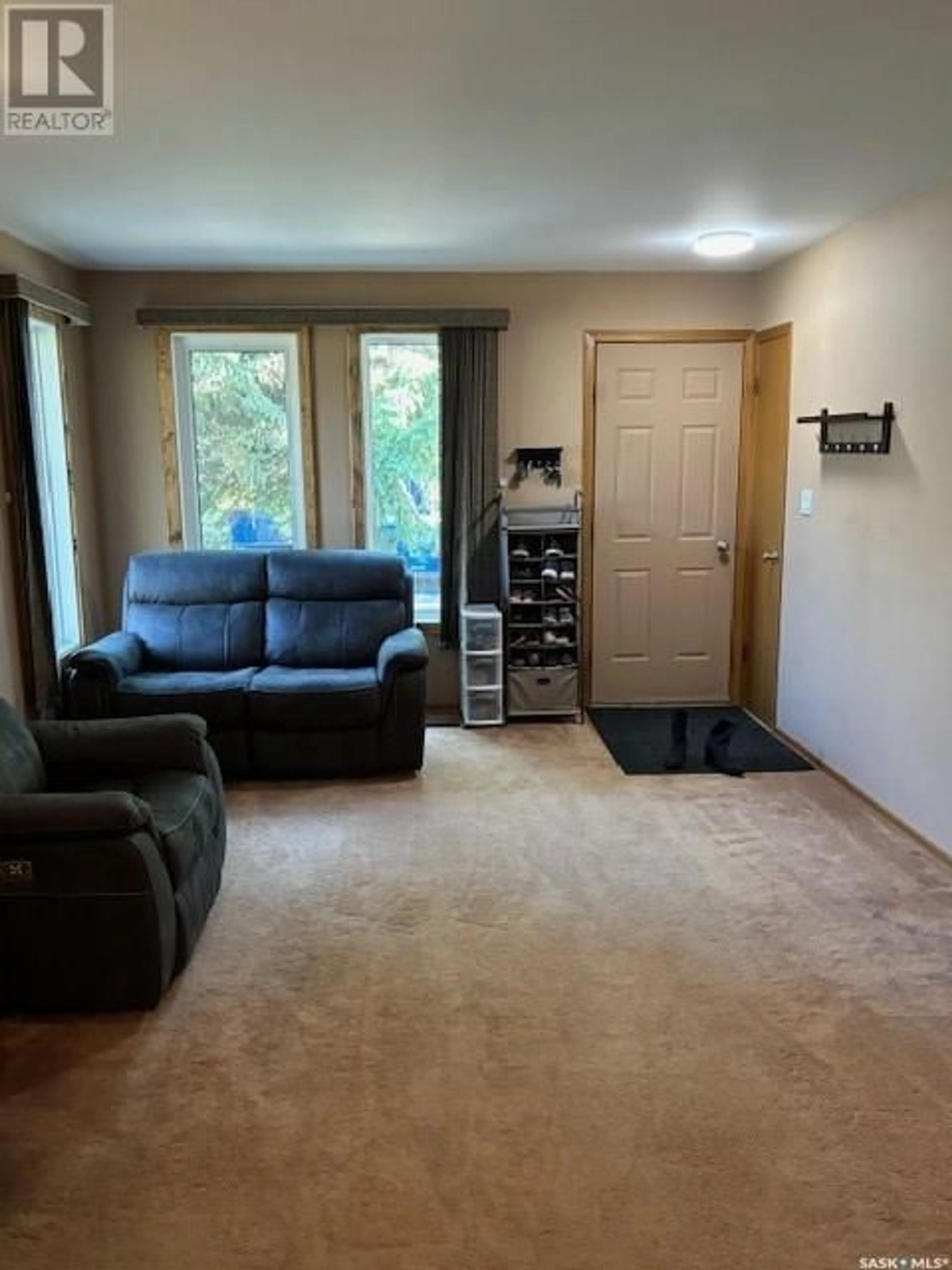 A pic of a room, carpet floors for 216 2nd AVENUE W, Canora Saskatchewan S0A0L0