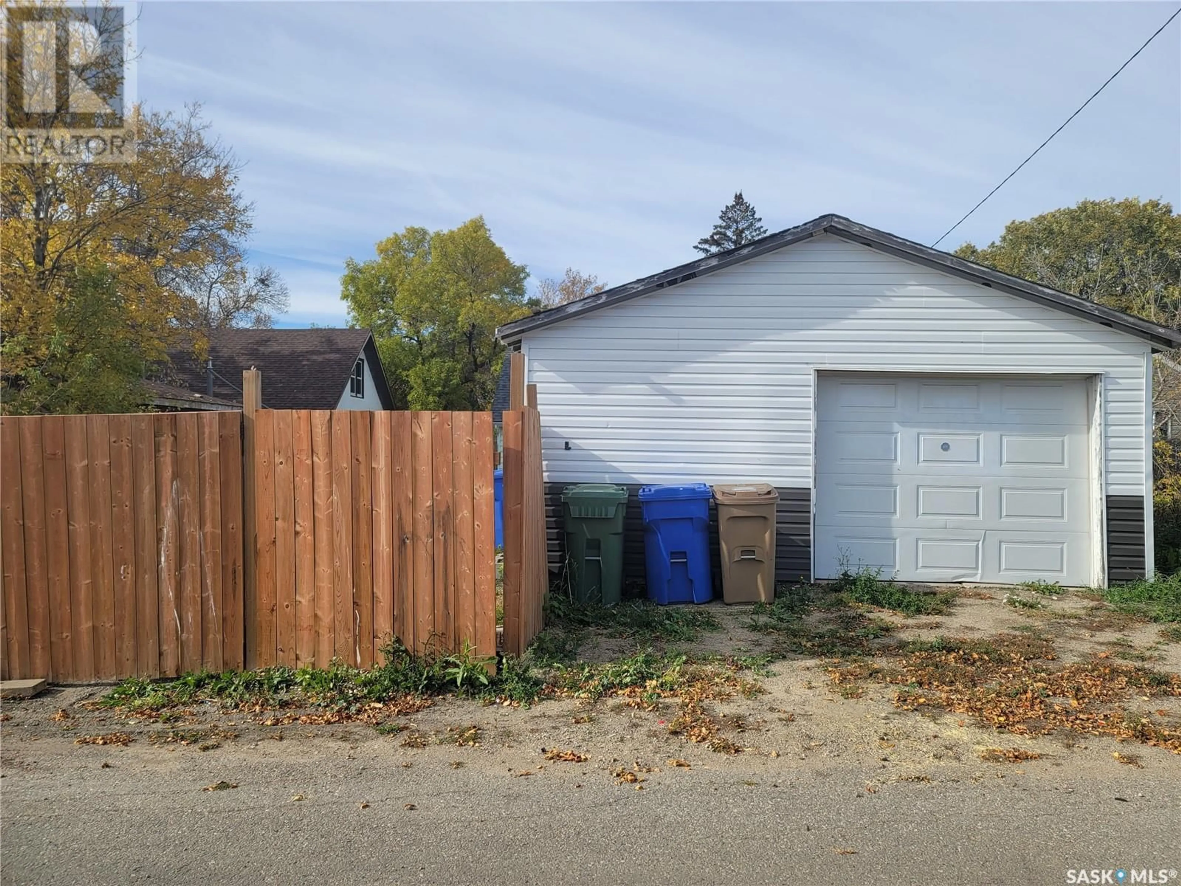 Frontside or backside of a home, the fenced backyard for 31 Charles CRESCENT, Regina Saskatchewan S4T5X3