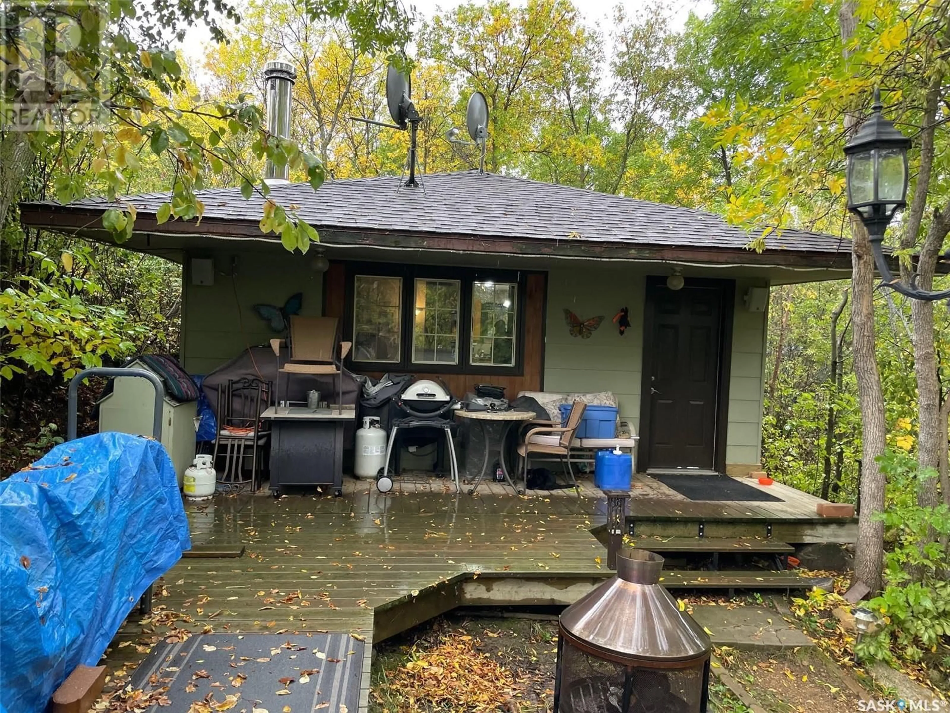 Patio, cottage for 419 Hidden Ridge PLACE, Buffalo Pound Lake Saskatchewan S0H2X0