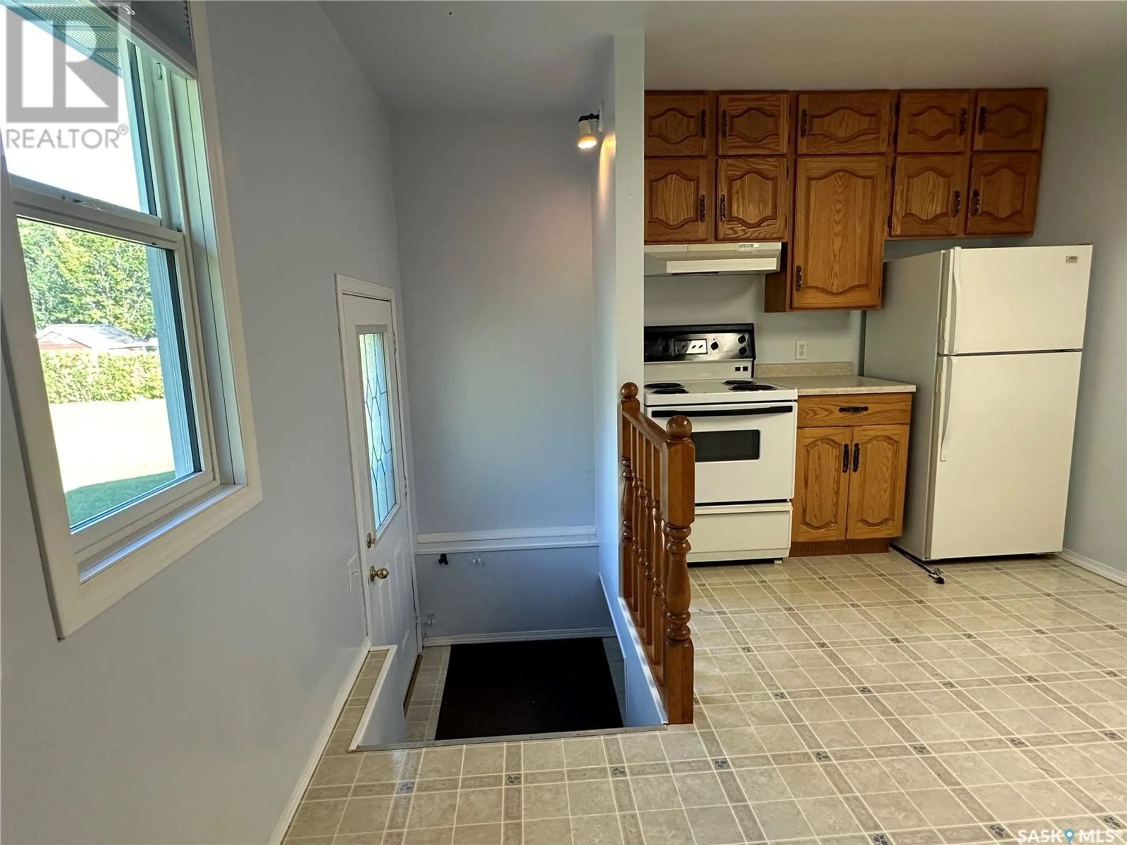 Standard kitchen, unknown floor, cottage for 205 Phillips STREET, Muenster Saskatchewan S0K2Y0