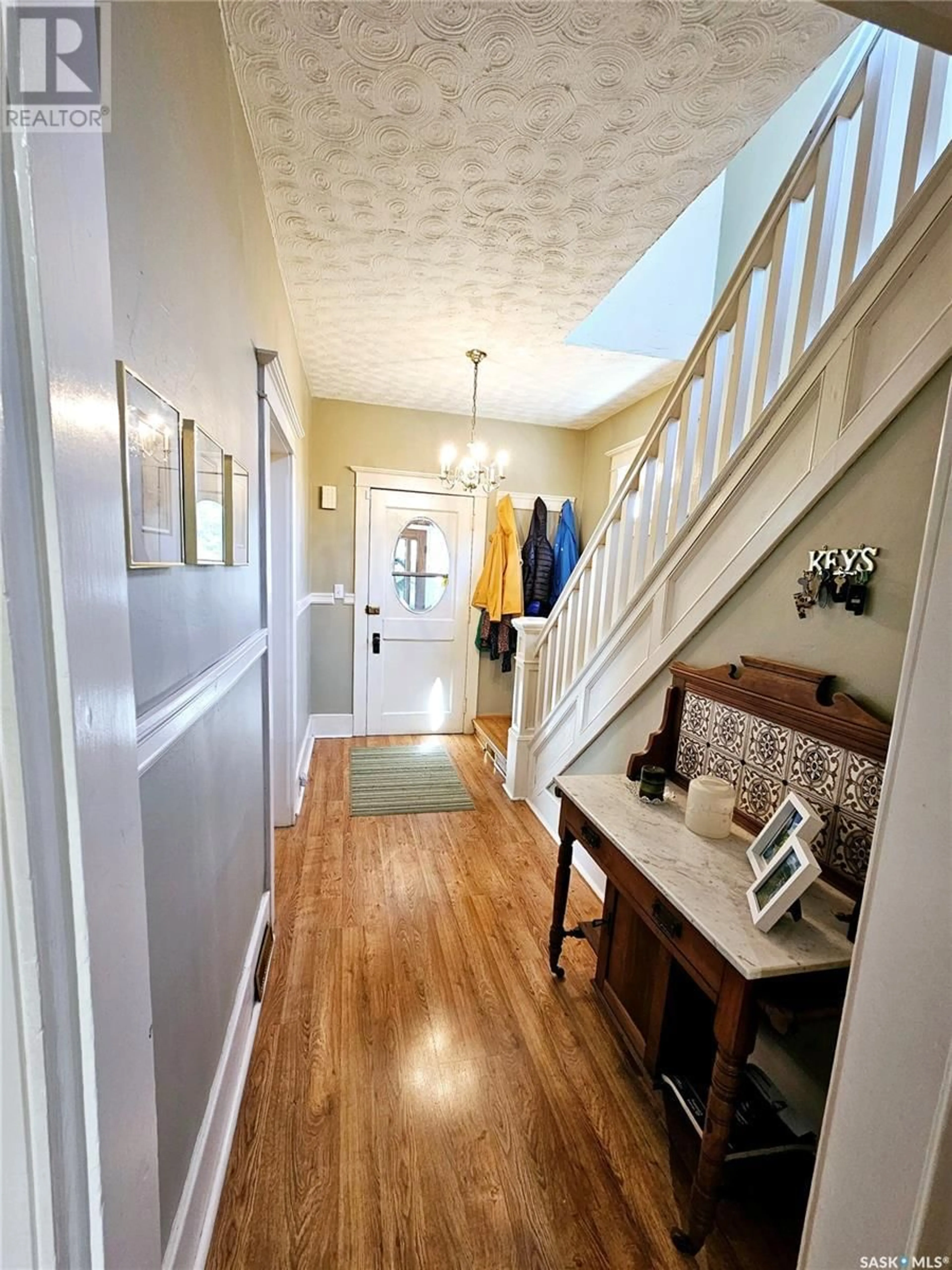 Indoor entryway, wood floors for 219 21st STREET W, Prince Albert Saskatchewan S6V4J1