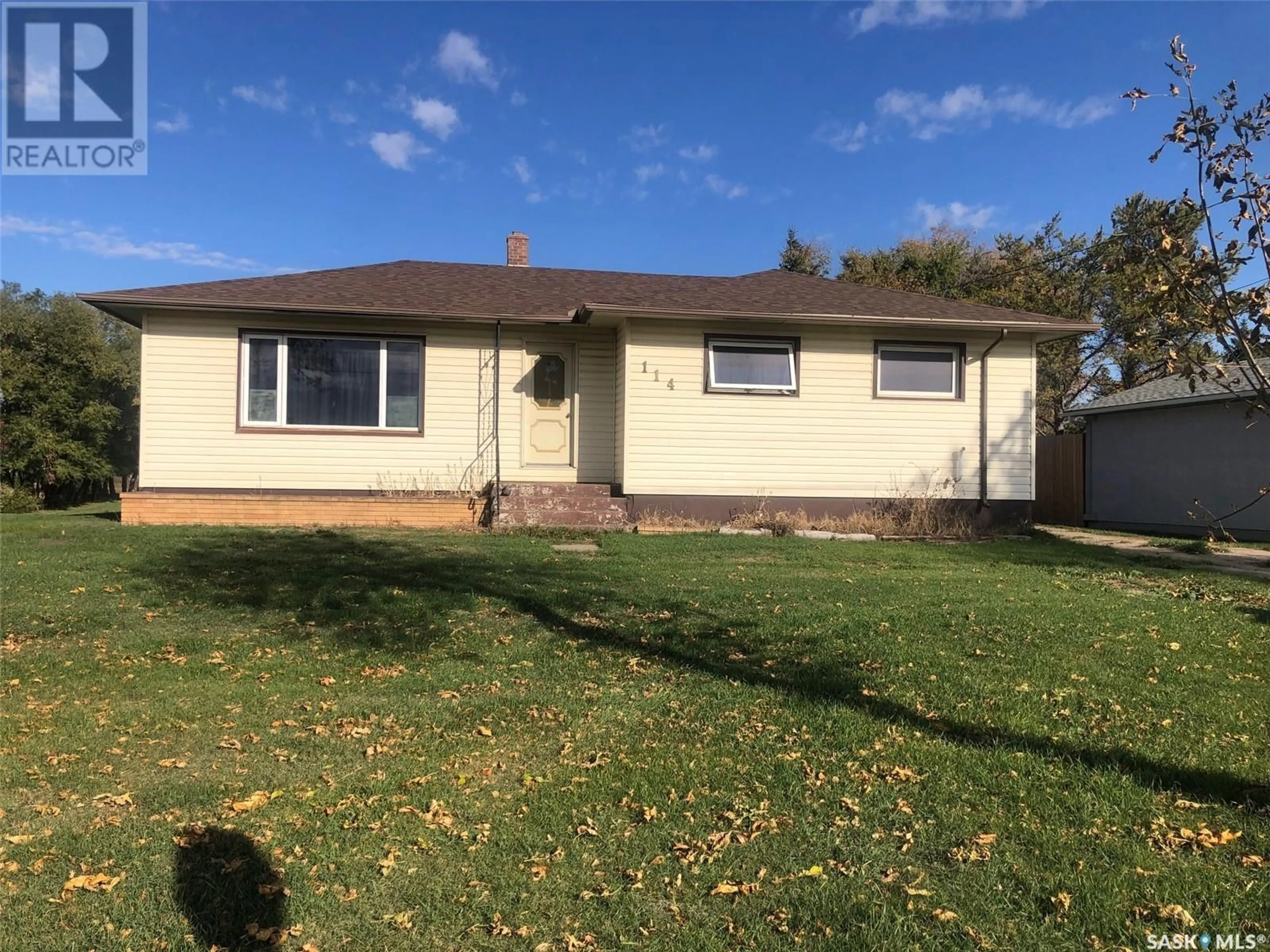 Frontside or backside of a home, cottage for 114 Whitesand DRIVE, Canora Saskatchewan S0A0L0