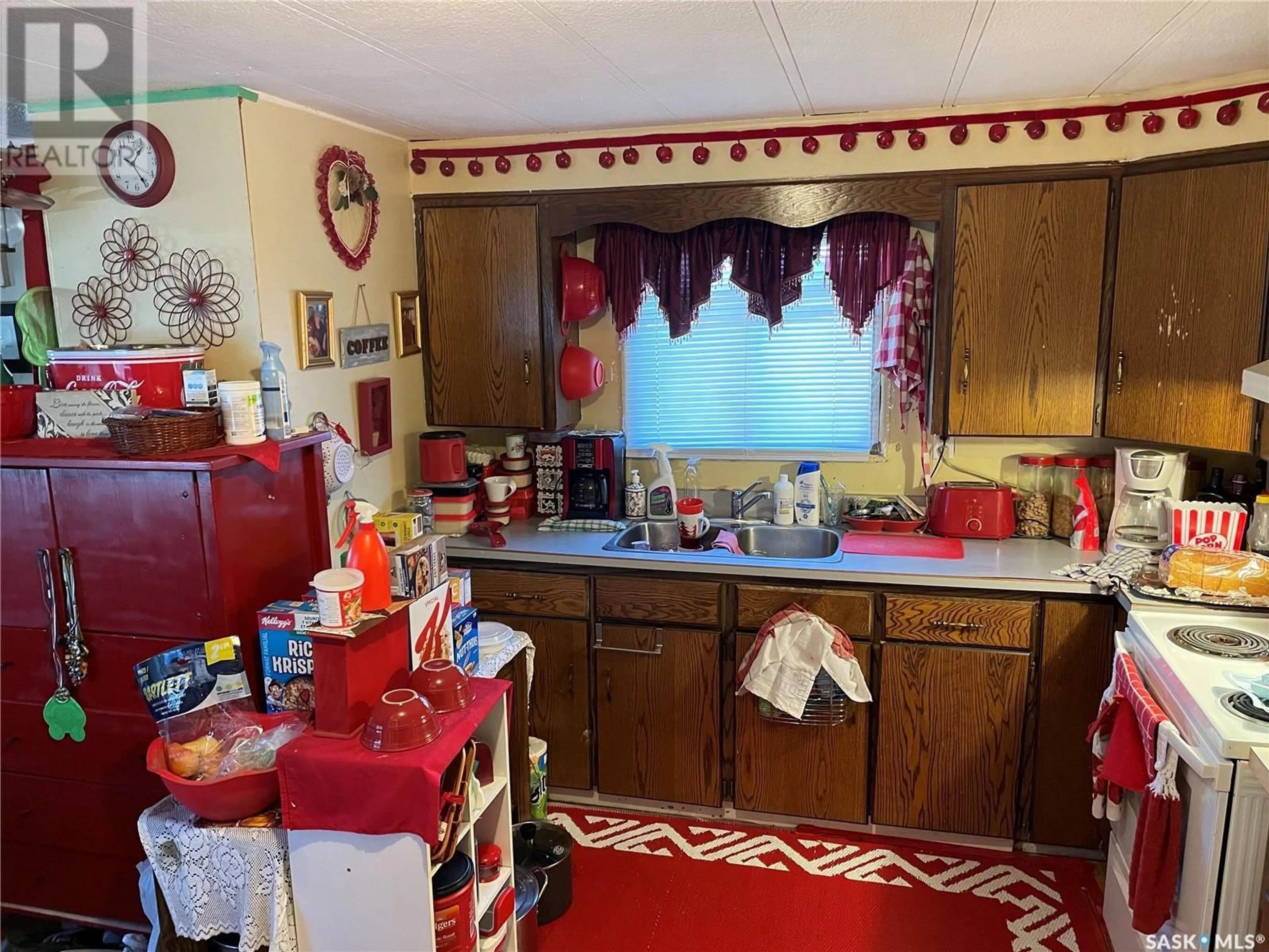 Kitchen, unknown floor, cottage for 516 7th AVENUE E, Meadow Lake Saskatchewan S9X1Y4