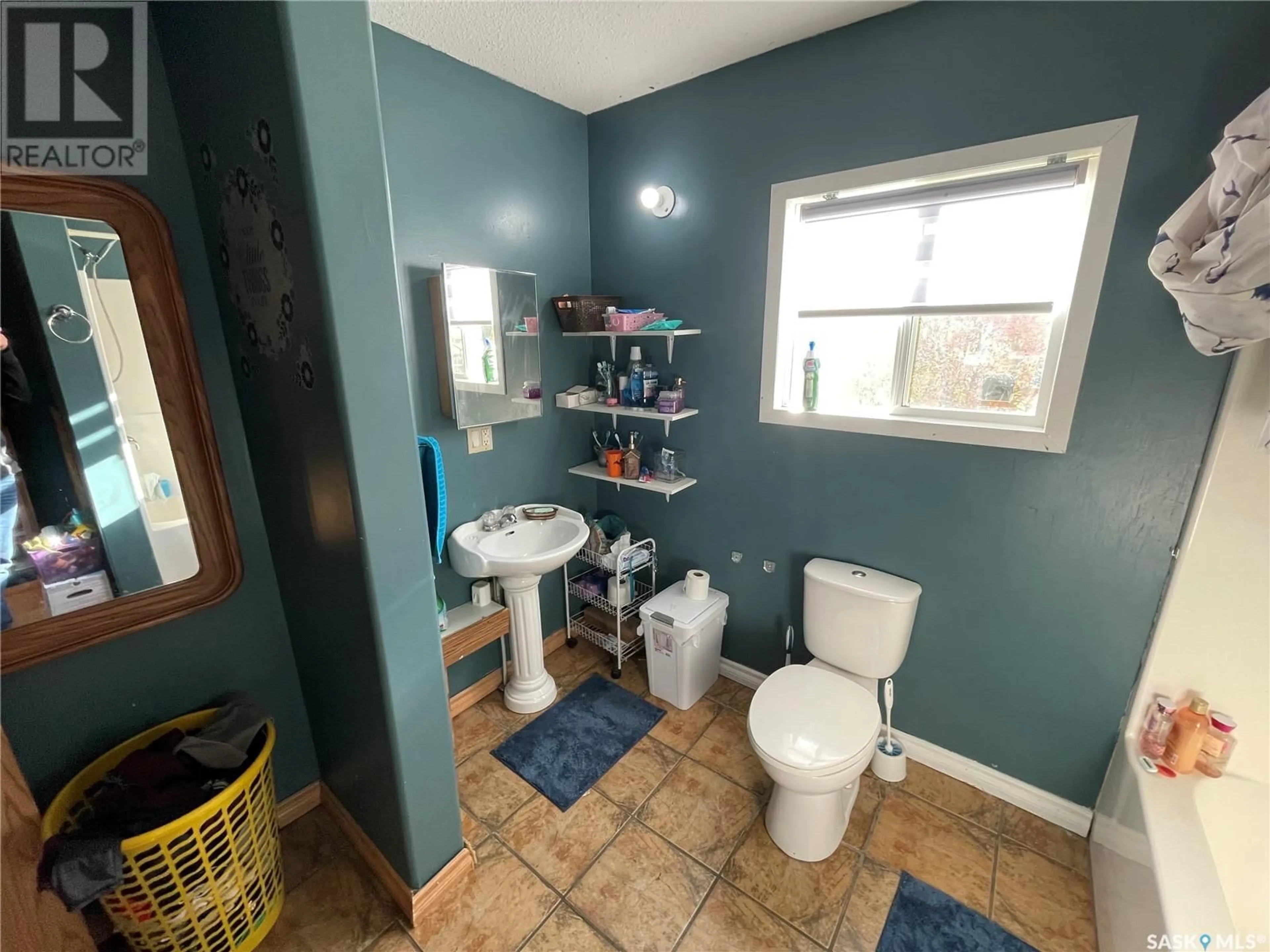 Standard bathroom, not visible floor for 503 2nd STREET W, Meadow Lake Saskatchewan S9X1H8