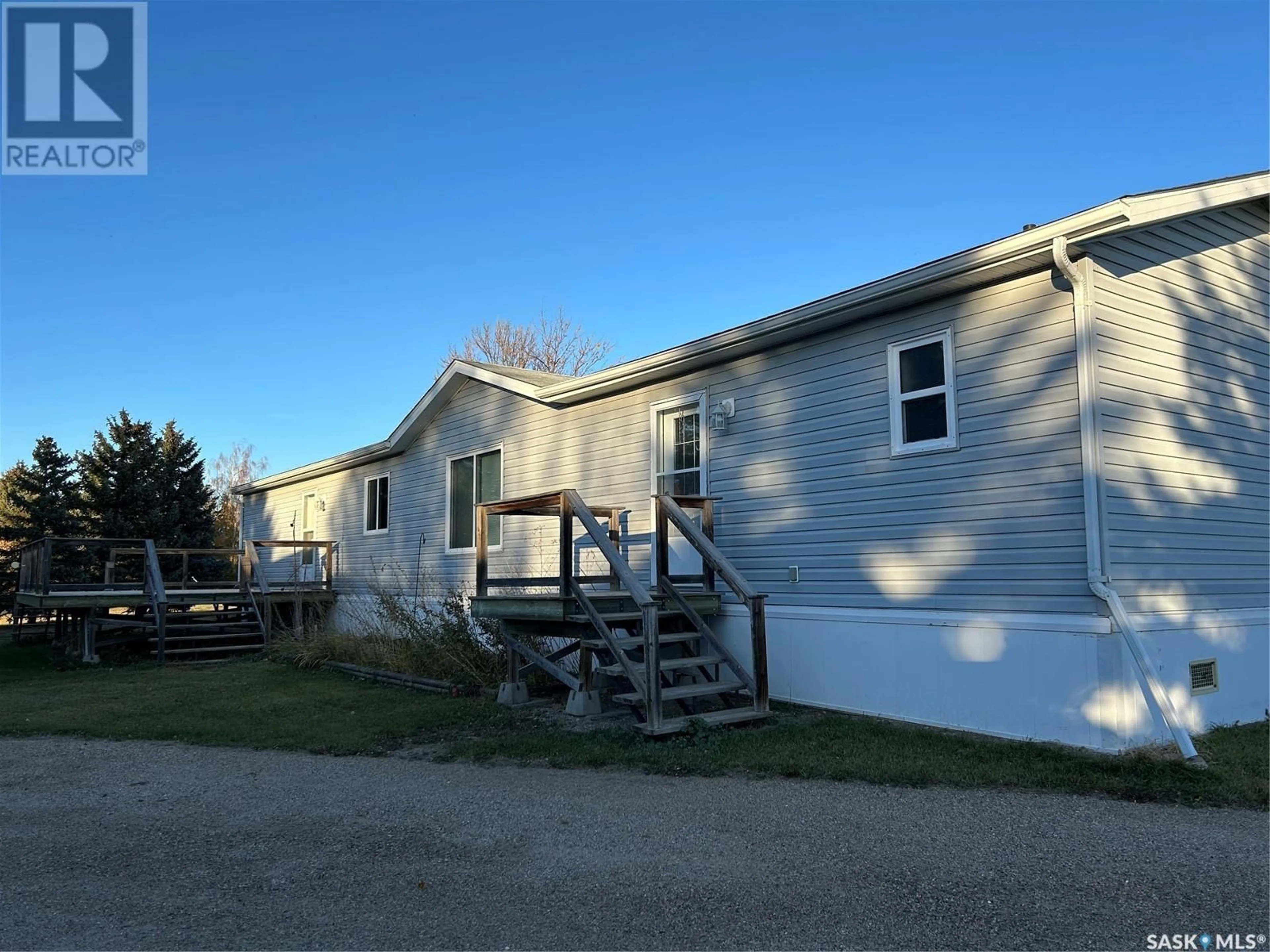 A pic from exterior of the house or condo, cottage for 208 2nd CRESCENT, Alameda Saskatchewan S0C0A0