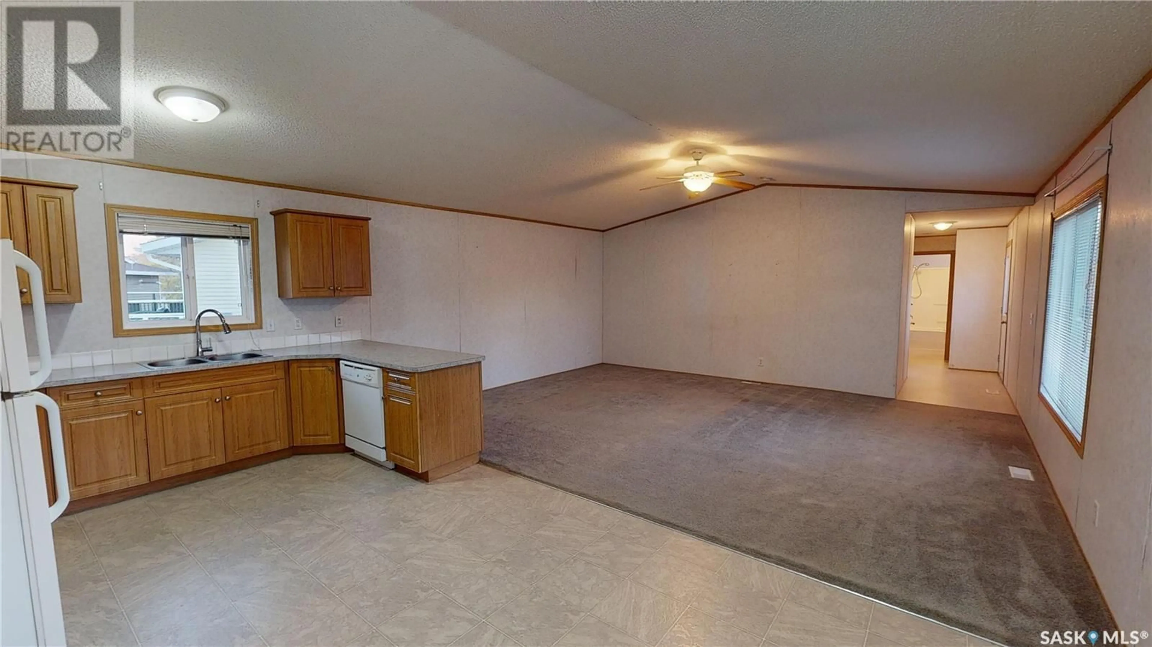 A pic of a room, unknown floor for 208 2nd CRESCENT, Alameda Saskatchewan S0C0A0