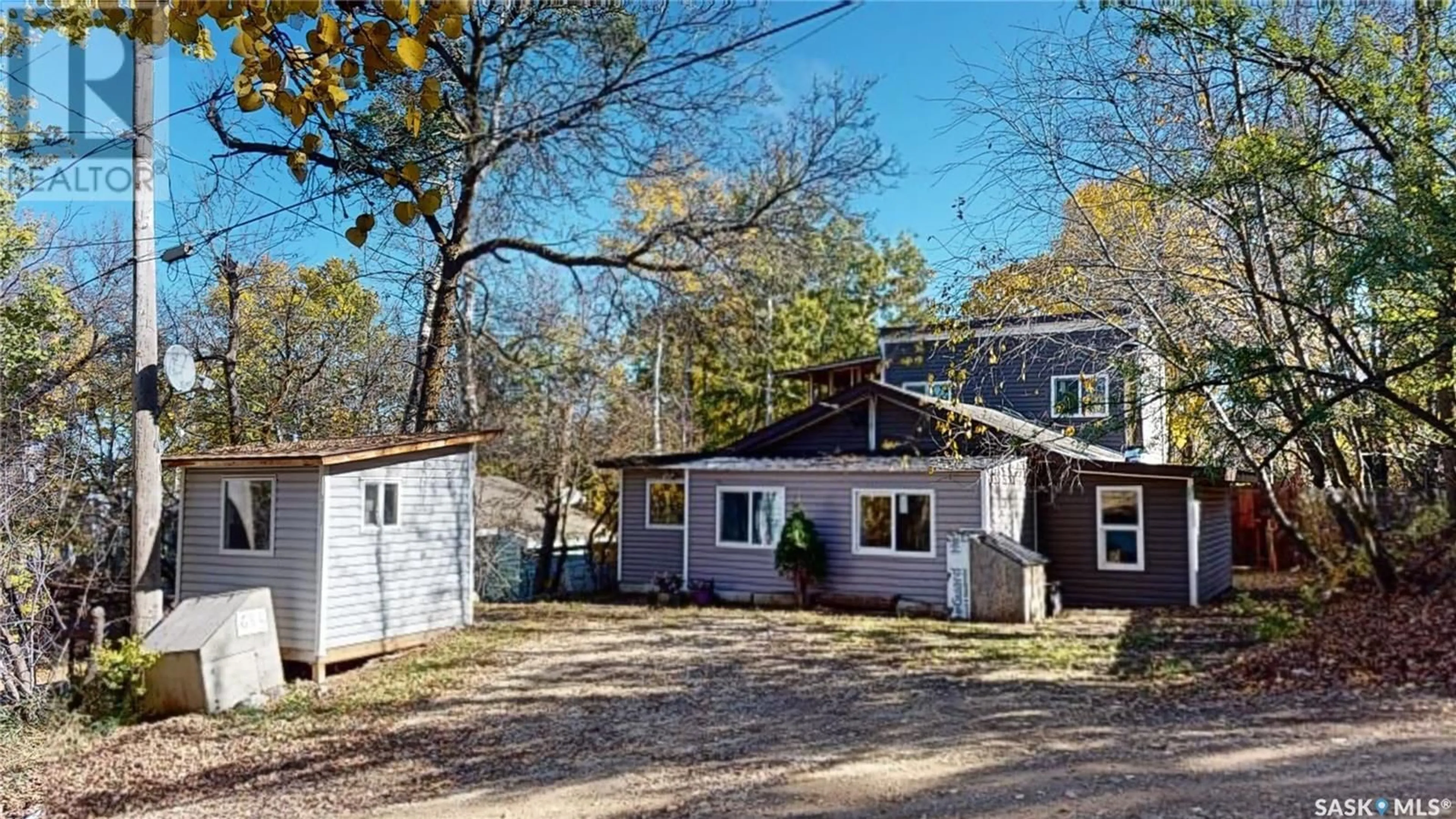 A pic from outside/outdoor area/front of a property/back of a property/a pic from drone, street for 685 7TH STREET, White Bear IR 70 Saskatchewan S0C2S0