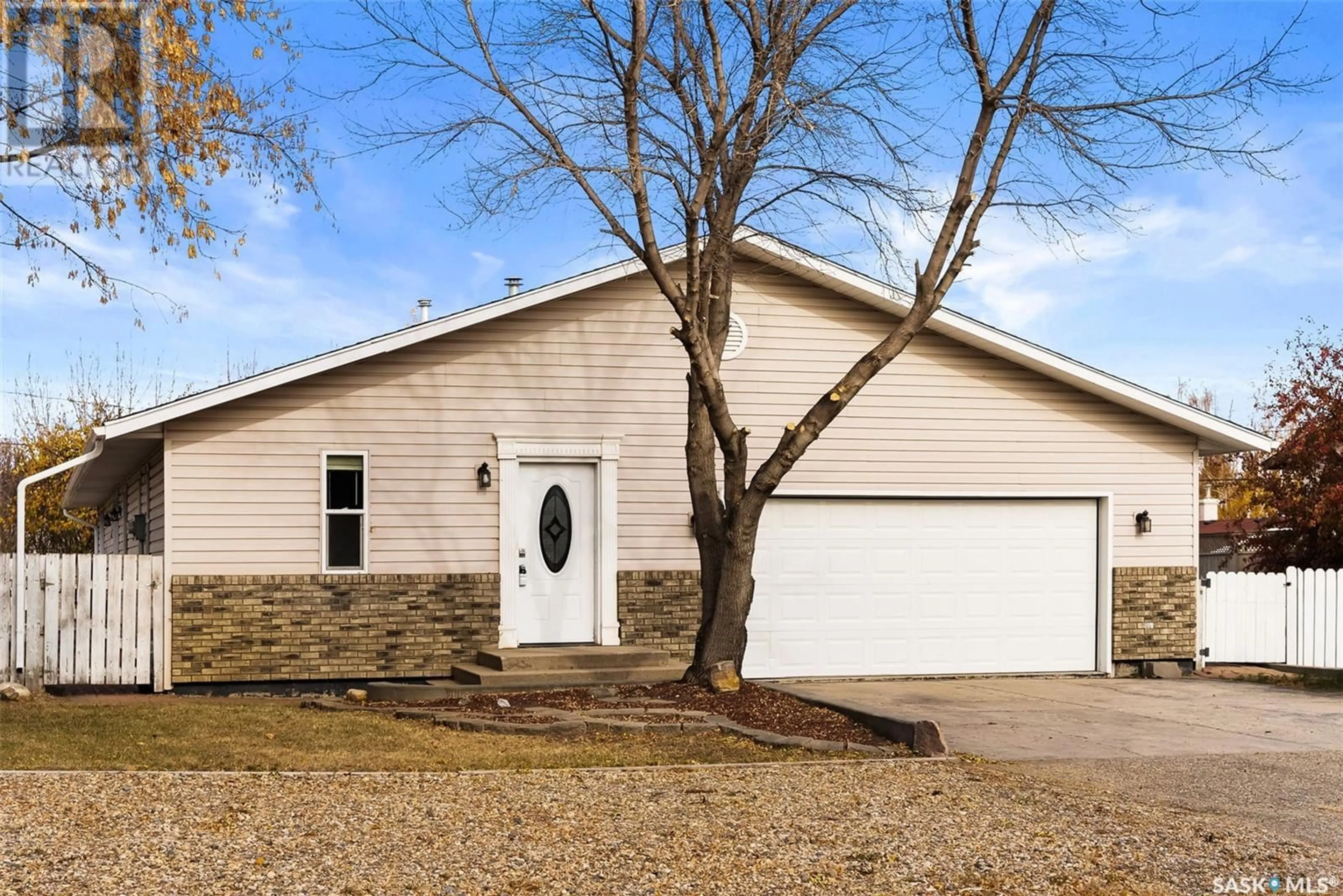 Frontside or backside of a home, cottage for 602 3rd AVENUE, Pilot Butte Saskatchewan S0G3Z0