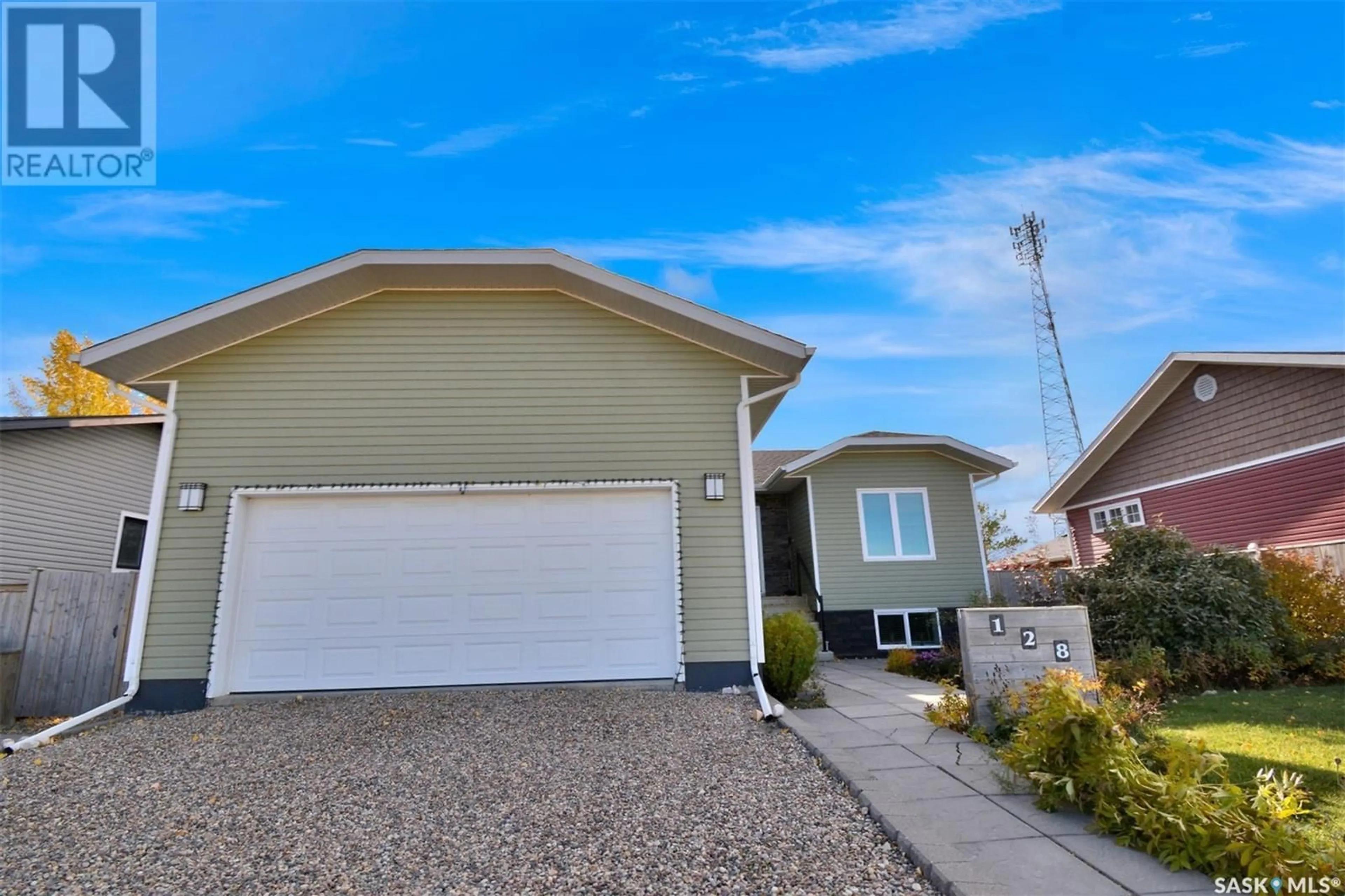 A pic from exterior of the house or condo, the street view for 128 McDonald STREET, Aberdeen Saskatchewan S0K0A0