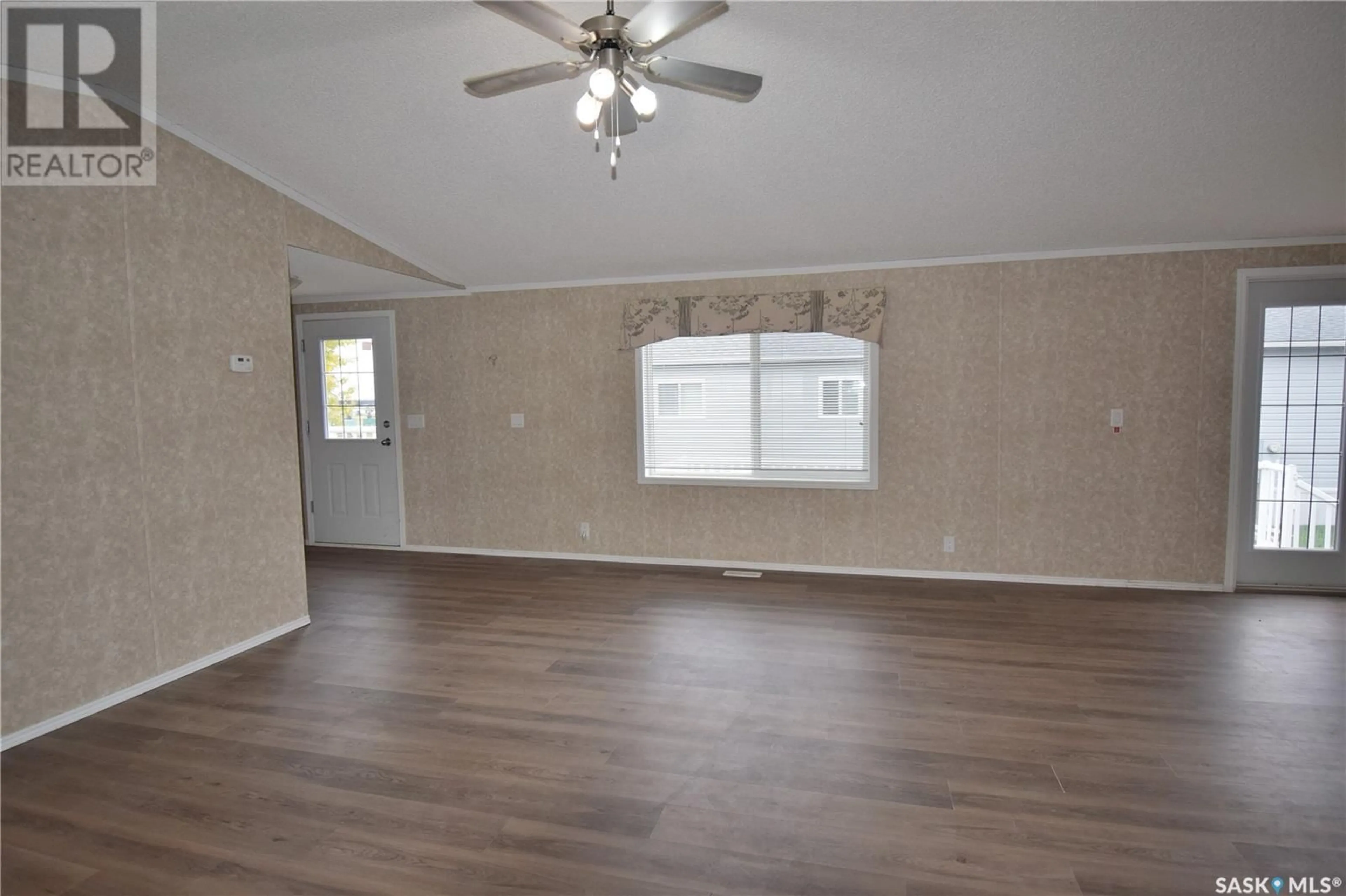 A pic of a room, wood floors for 513 Brook CRESCENT, Shellbrook Saskatchewan S0J2E0