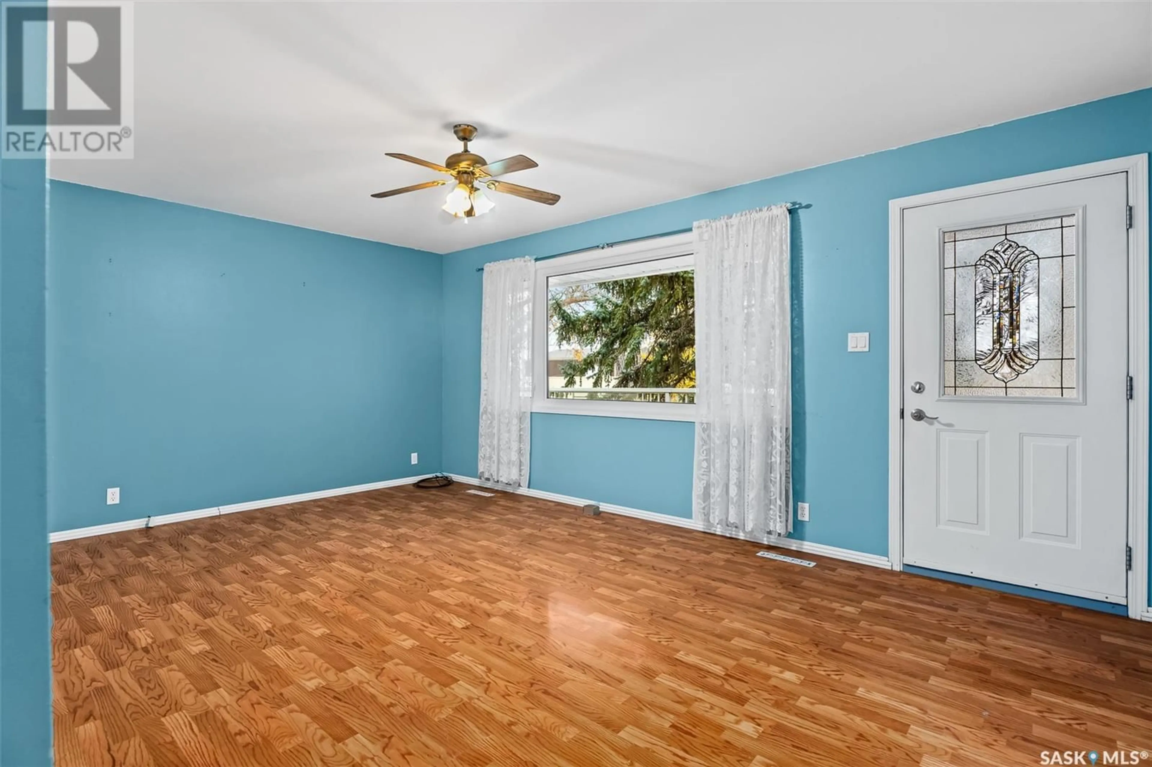 A pic of a room, wood floors for 124 2nd AVENUE, Mortlach Saskatchewan S0H3E0