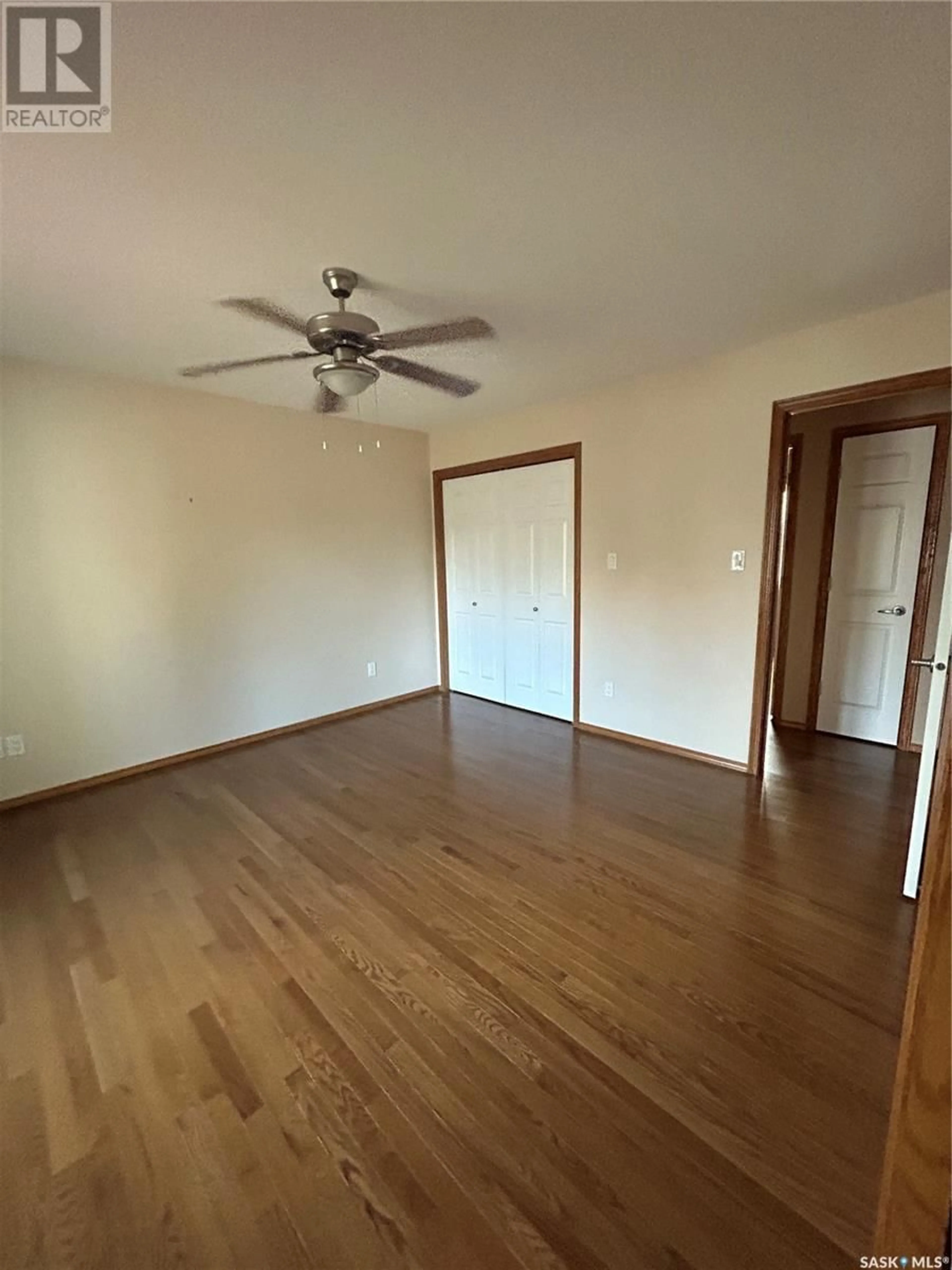 A pic of a room, wood floors for 206 4th AVENUE E, Kelvington Saskatchewan S0A1W0