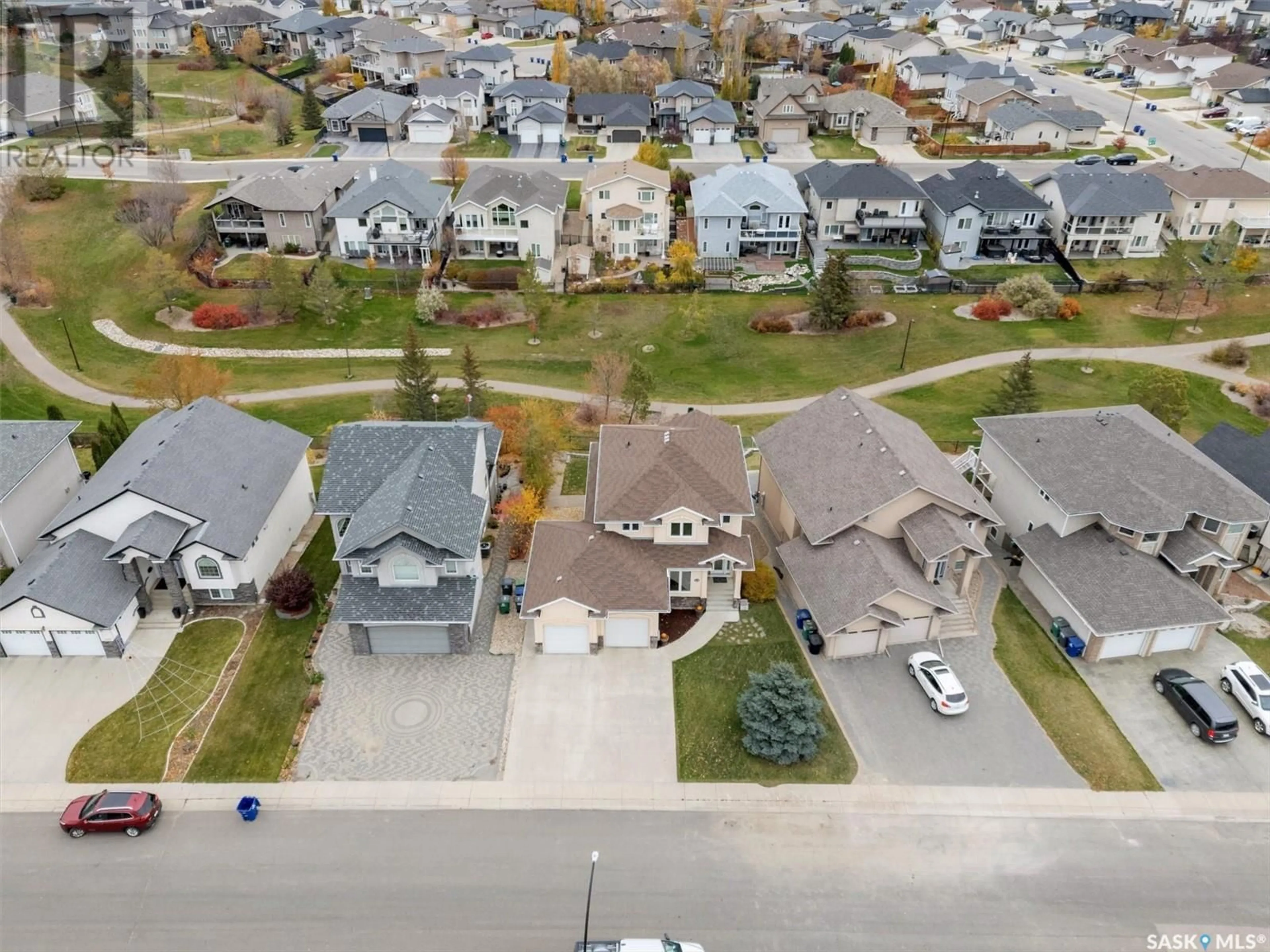 Frontside or backside of a home, the street view for 419 Greaves CRESCENT, Saskatoon Saskatchewan S7W1A9