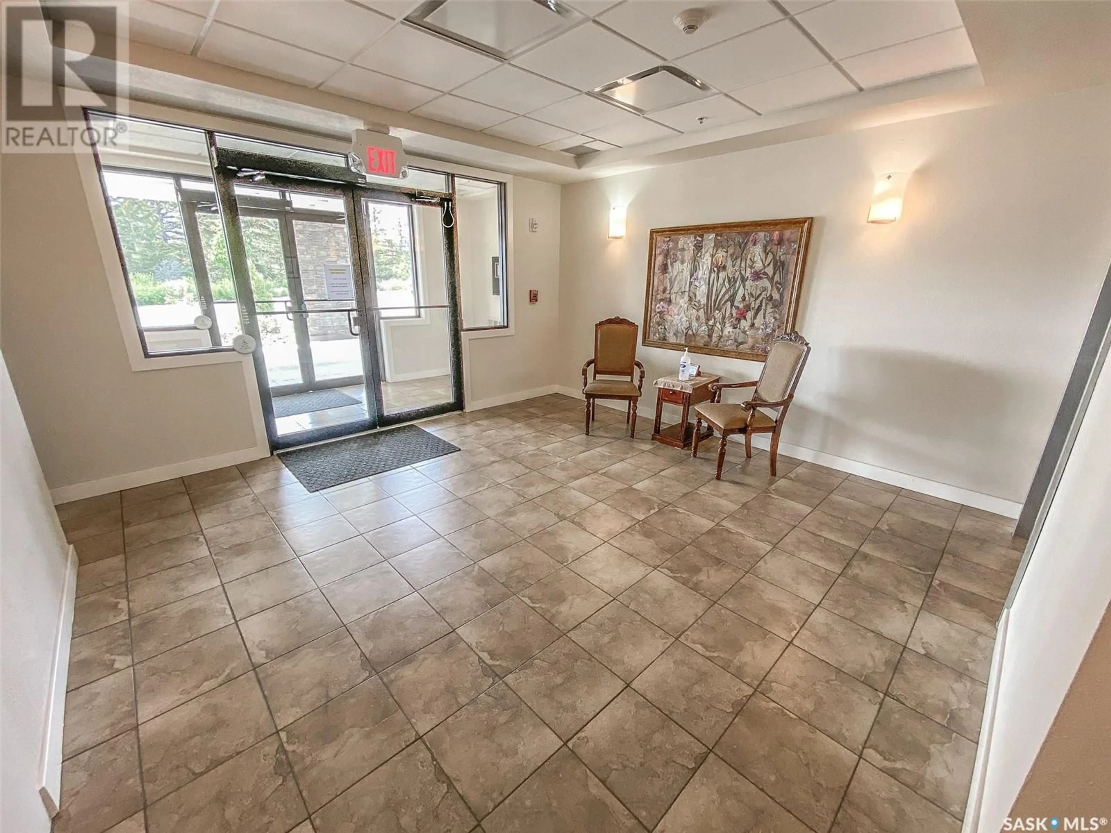 Indoor lobby, unknown floor for 408 912 OTTERLOO STREET, Indian Head Saskatchewan S0G2K0