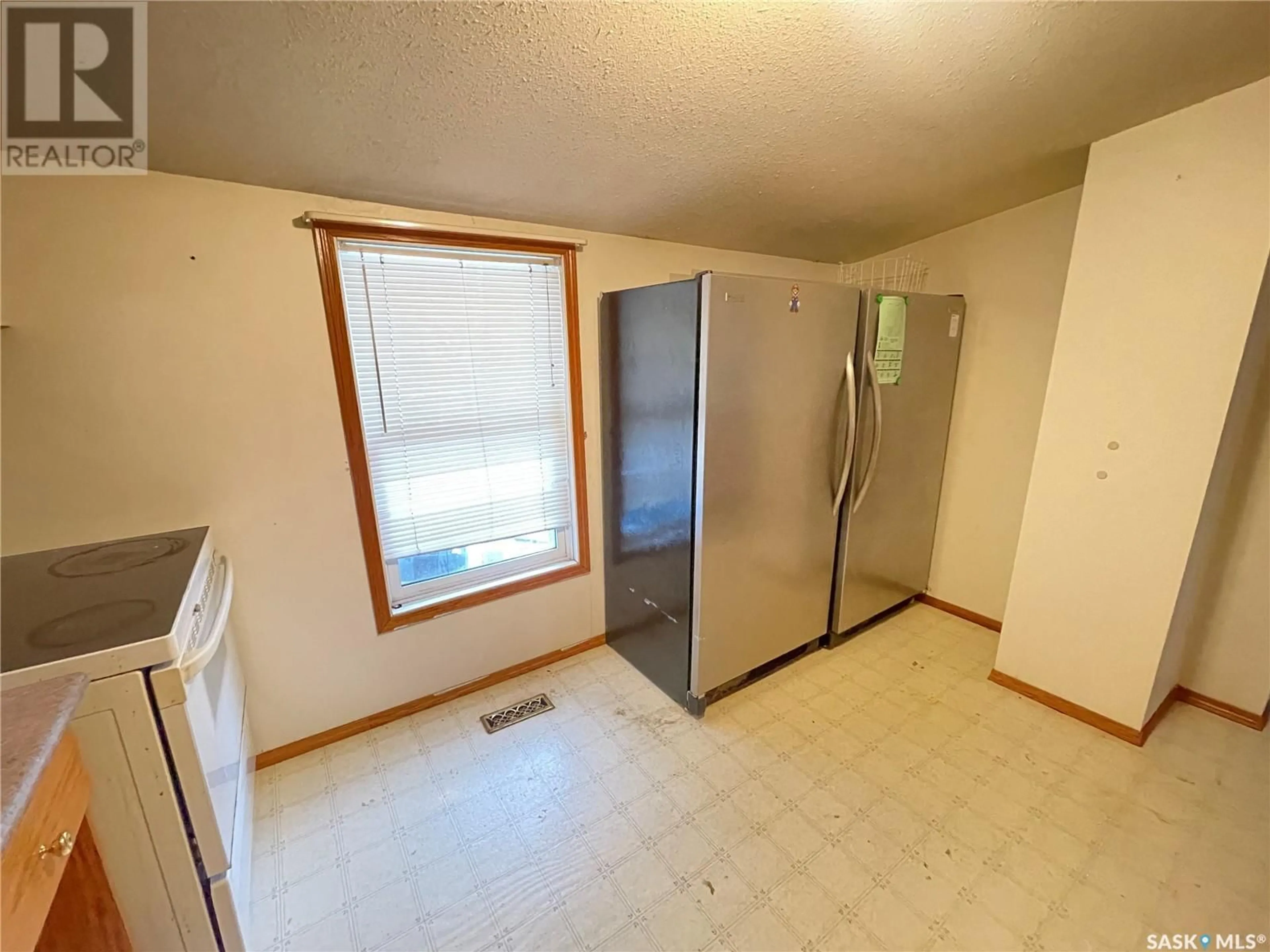 A pic of a room for 524 13TH STREET, Prince Albert Saskatchewan S6V1E4