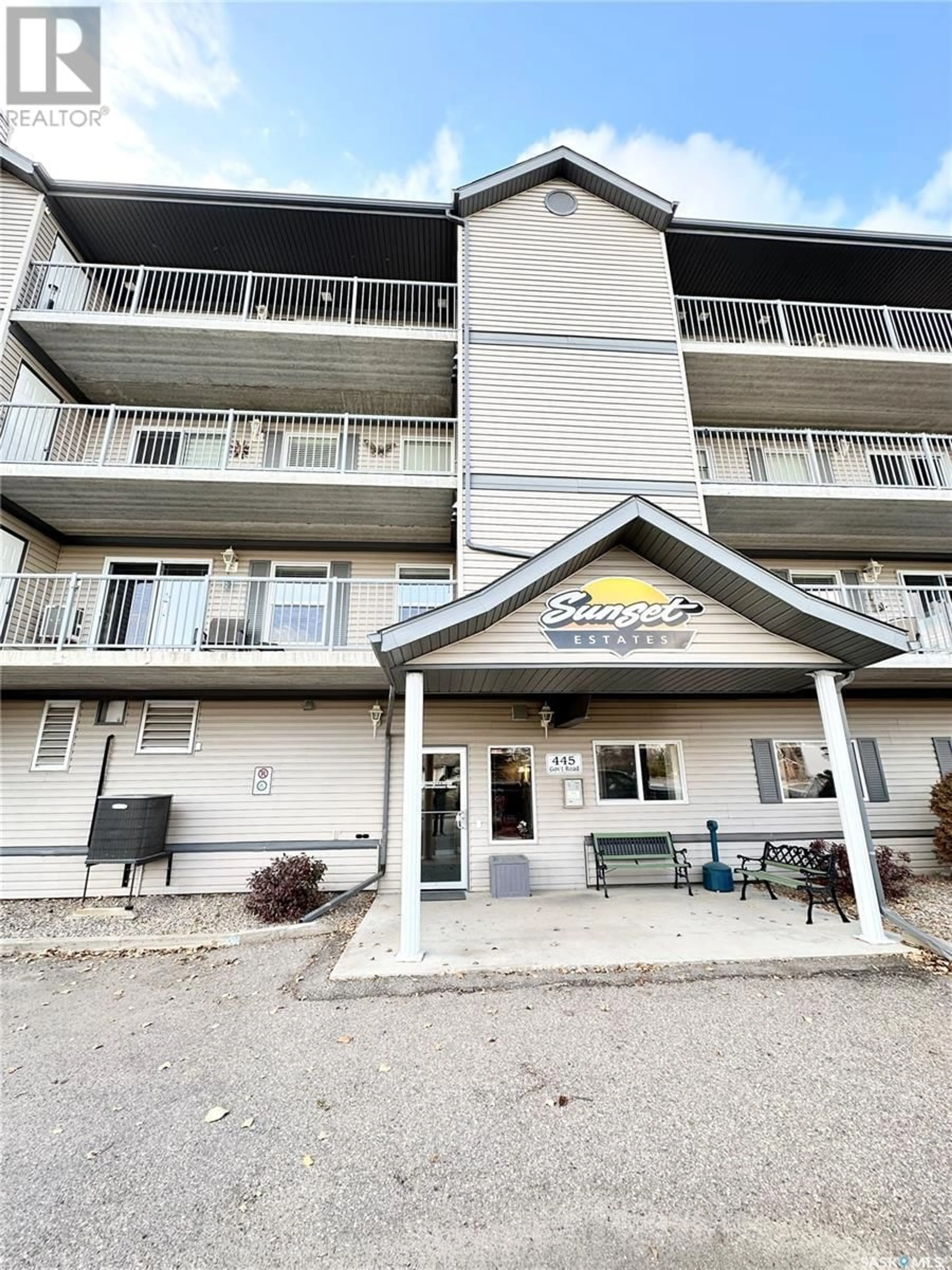 A pic from exterior of the house or condo, the front or back of building for 203 445 Government ROAD, Weyburn Saskatchewan S4H0A5