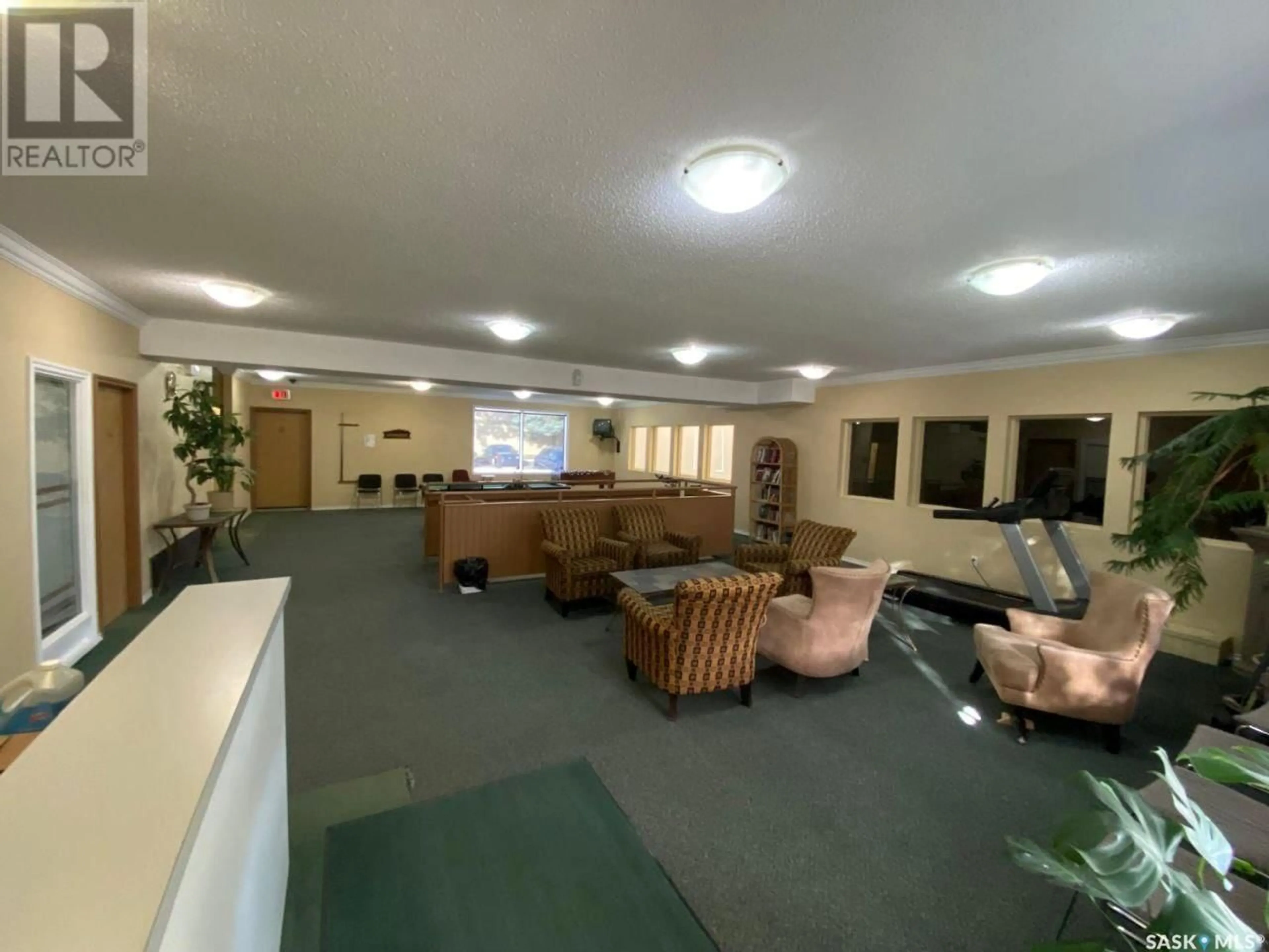 Indoor lobby, unknown floor for 204A2 1121 McKercher DRIVE, Saskatoon Saskatchewan S7H5B8