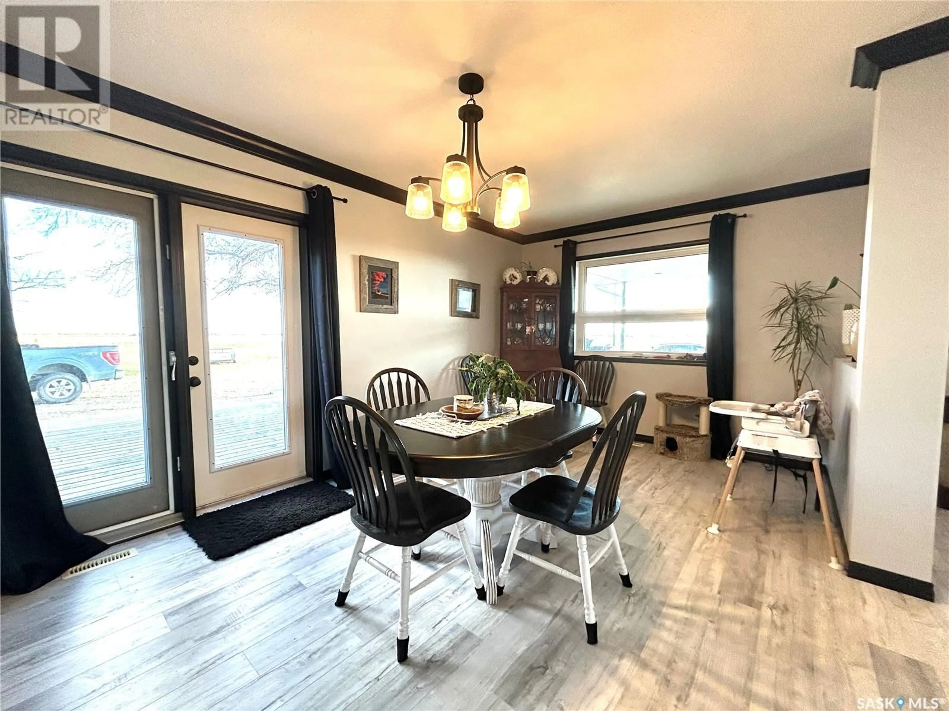 Dining room, wood floors, cottage for Jackson Acreage, Connaught Rm No. 457 Saskatchewan S0E1T0