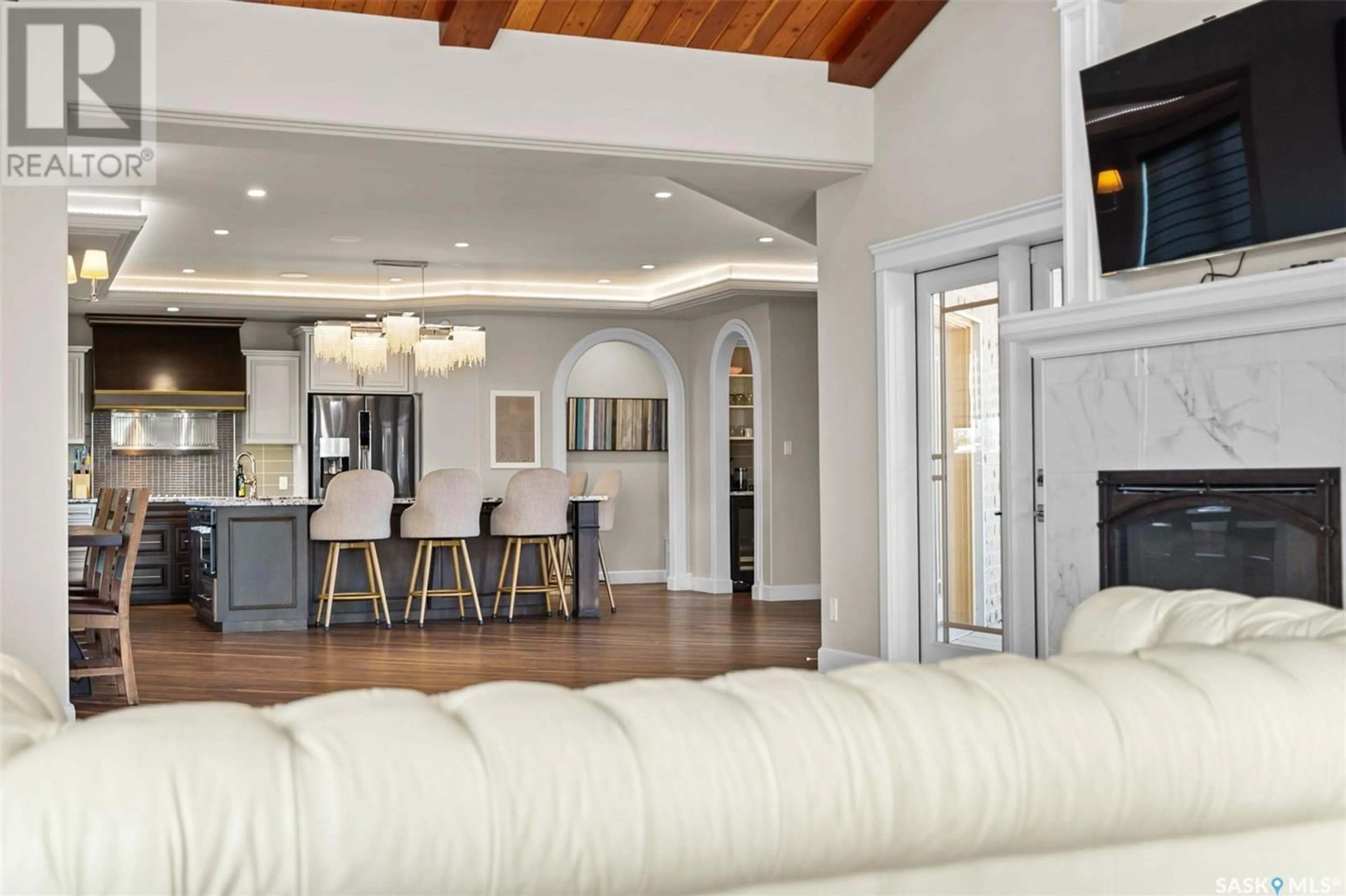 Open concept kitchen, unknown for KAMSACK LUXE ESTATE, Cote Rm No. 271 Saskatchewan S0A1S0