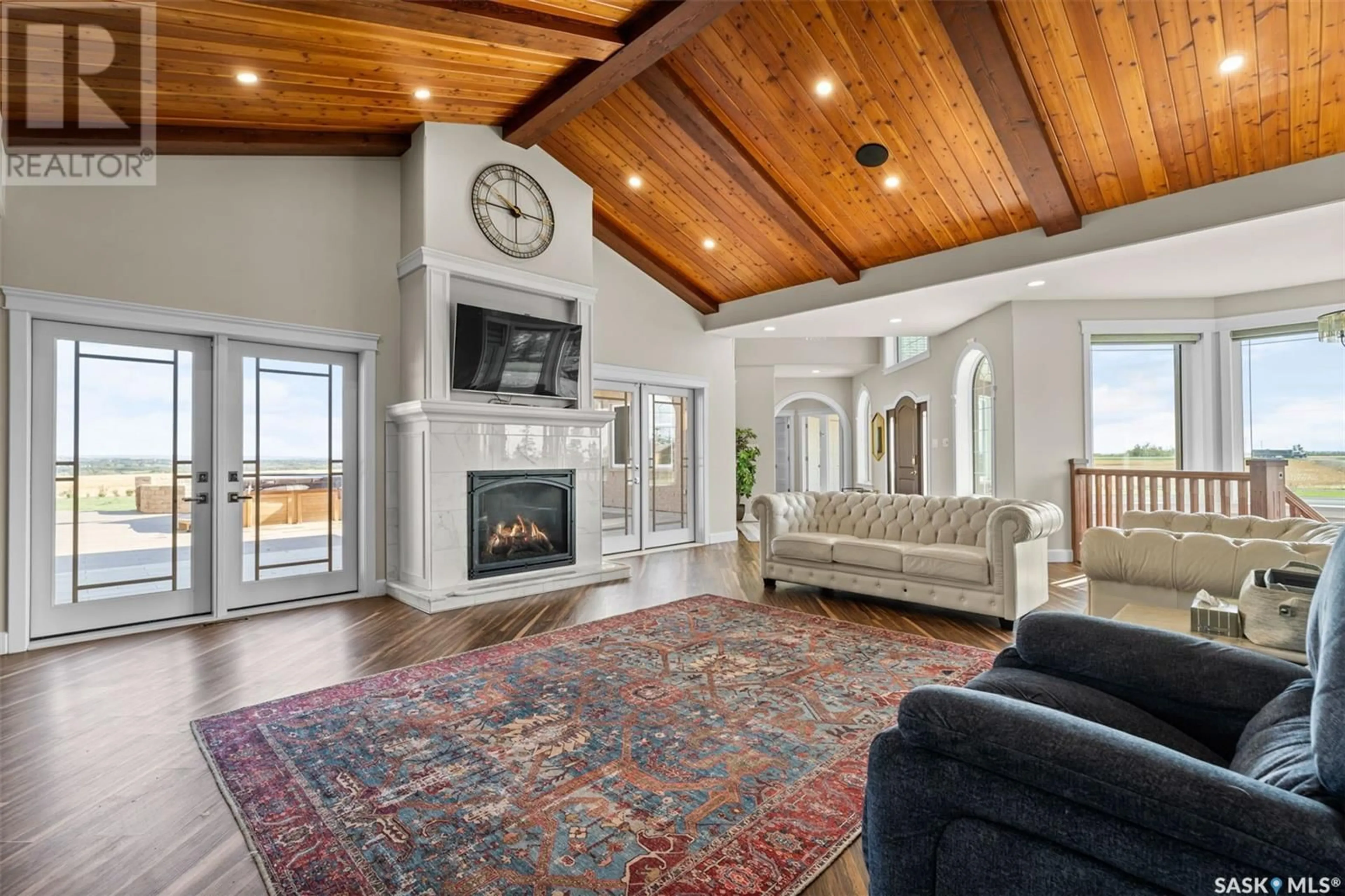 Living room, wood floors for Kamsack Luxe Estate, Cote Rm No. 271 Saskatchewan S0A1S0