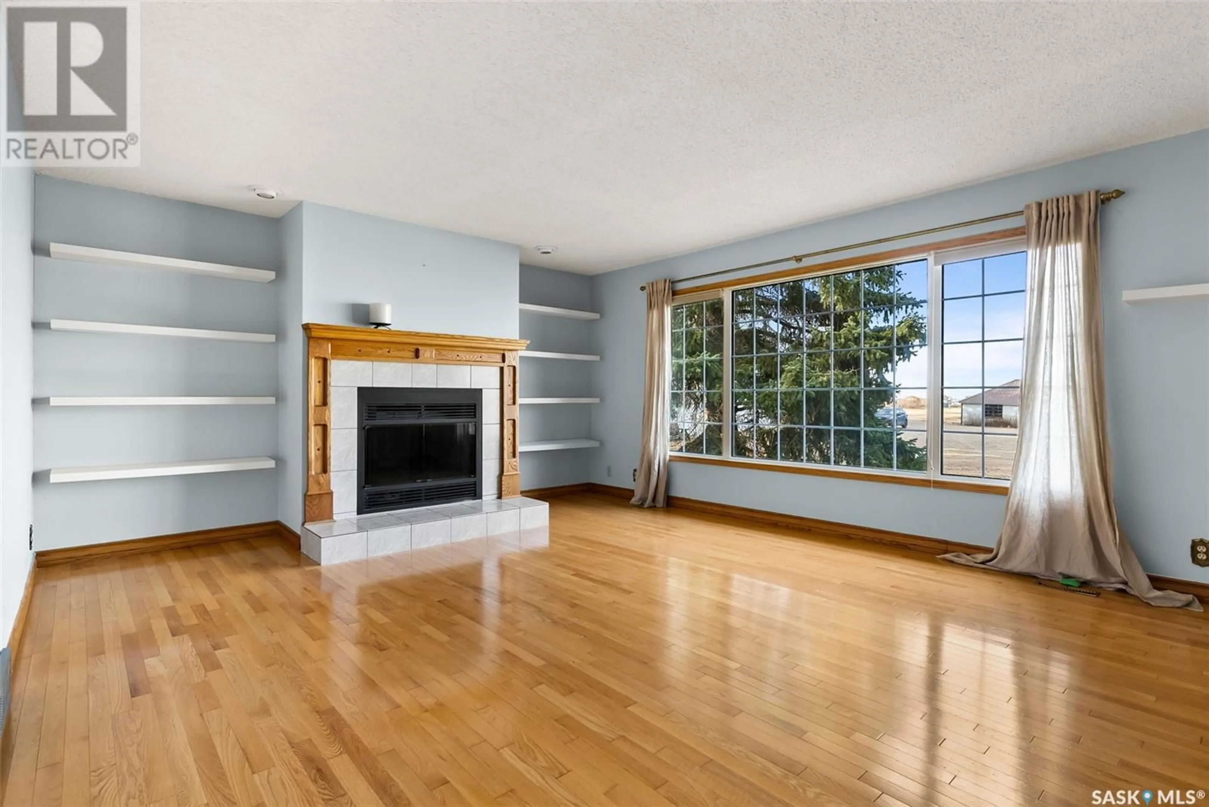 A pic of a room, wood floors for Wascana View Acreage, Lajord Rm No. 128 Saskatchewan S0G0J3