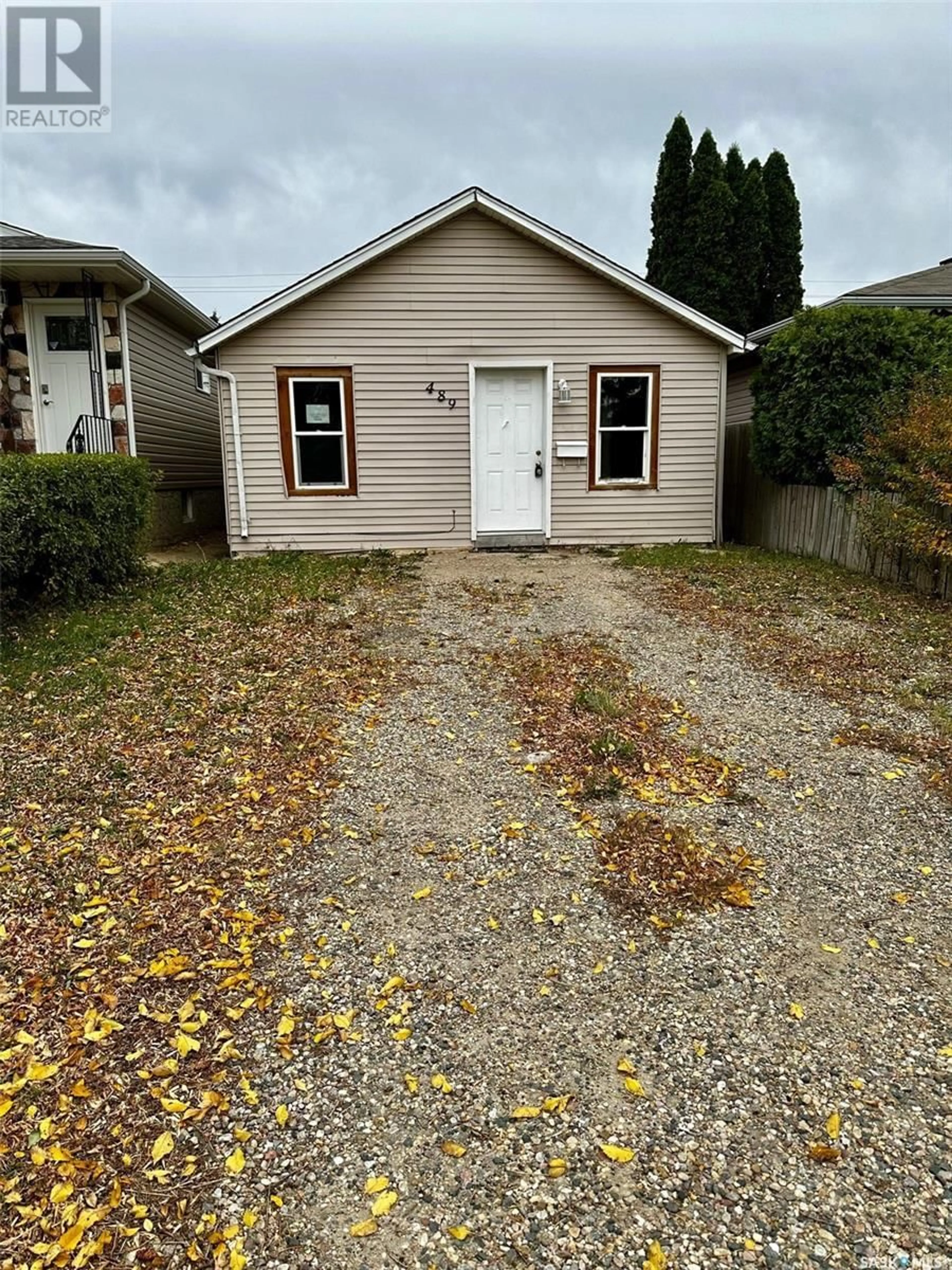 Frontside or backside of a home, cottage for 489 Smith STREET, Regina Saskatchewan S4R2L3