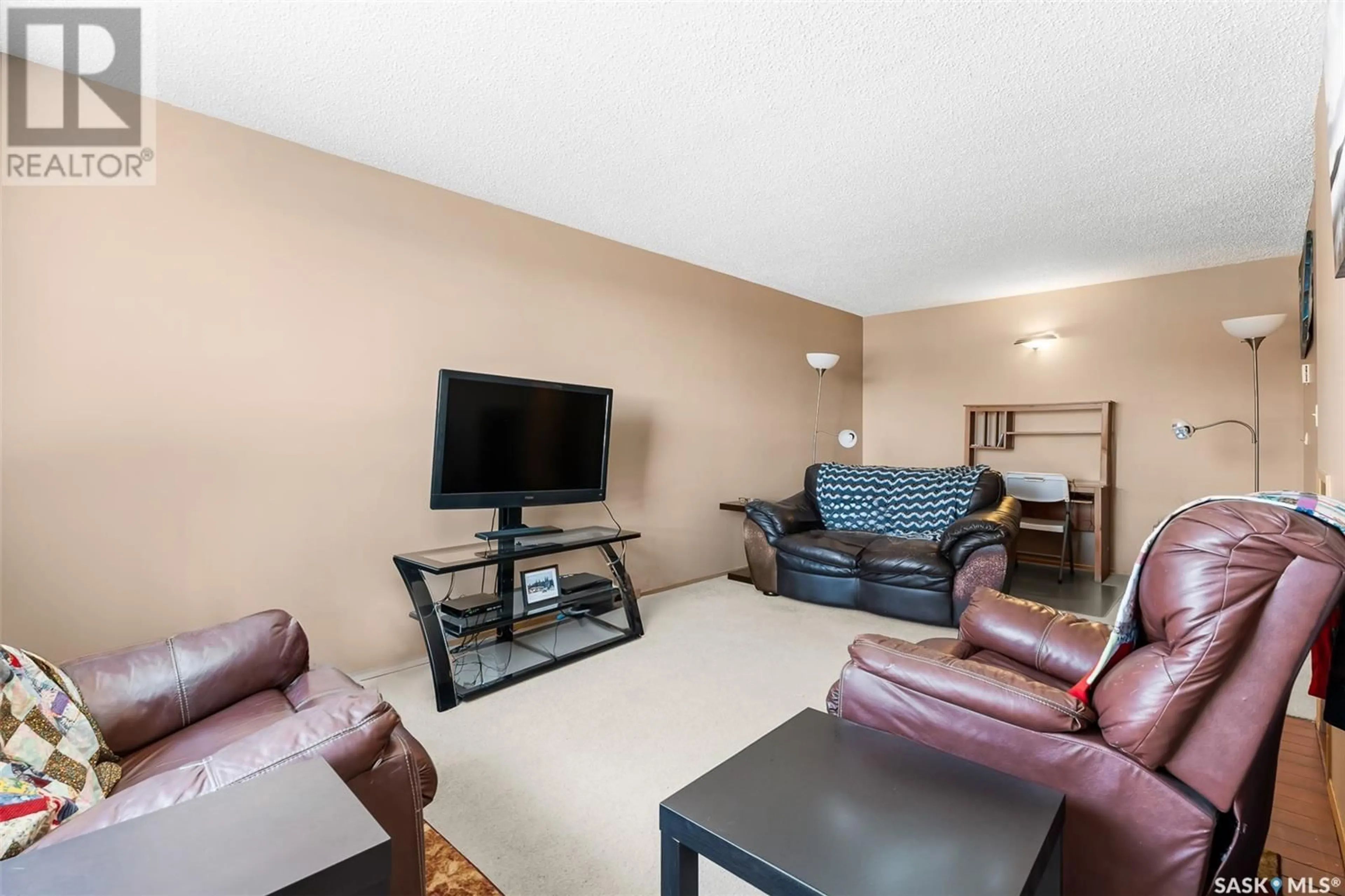 Media room, carpet floors for 214 67 Wood Lily DRIVE, Moose Jaw Saskatchewan S6J1G6