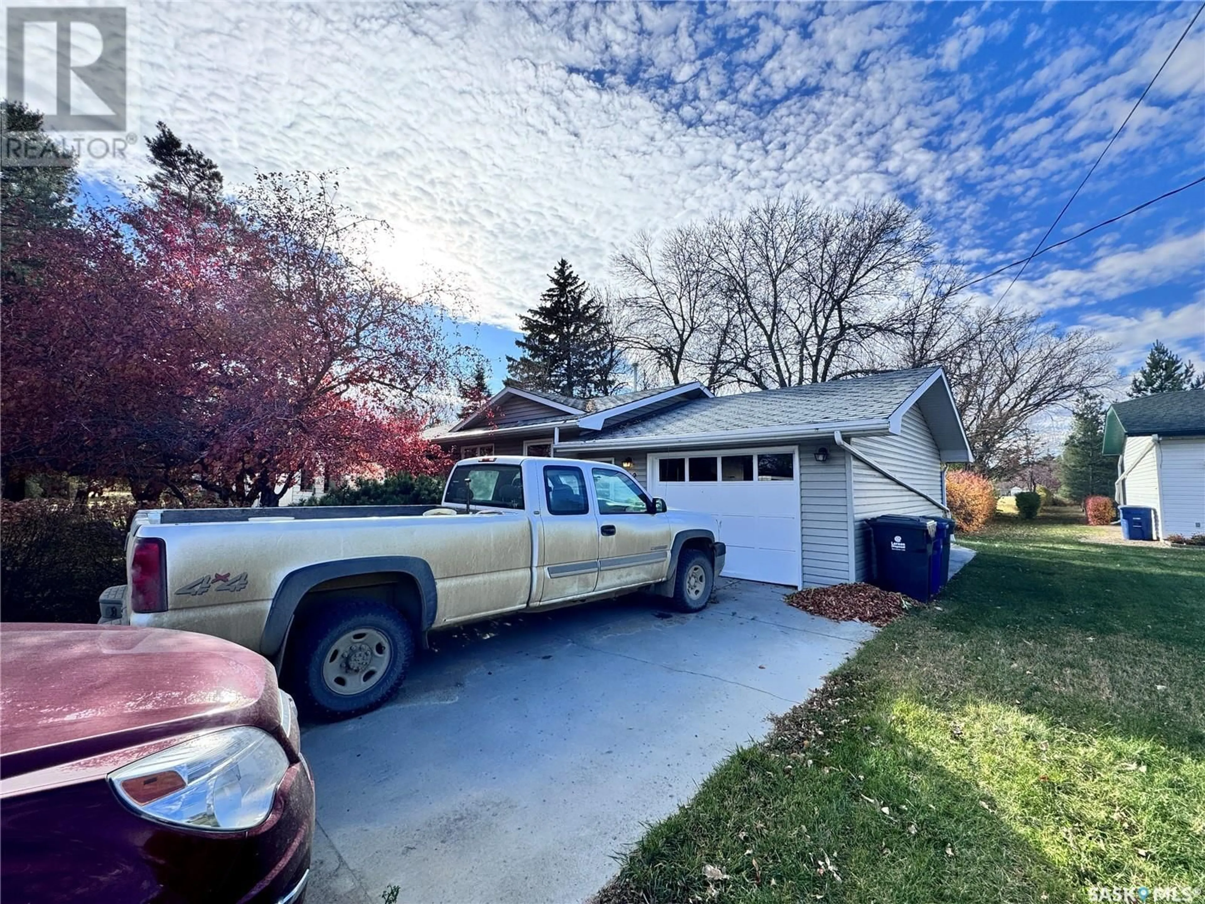 Frontside or backside of a home, the street view for 312 Park AVENUE S, Langham Saskatchewan S0K2L0