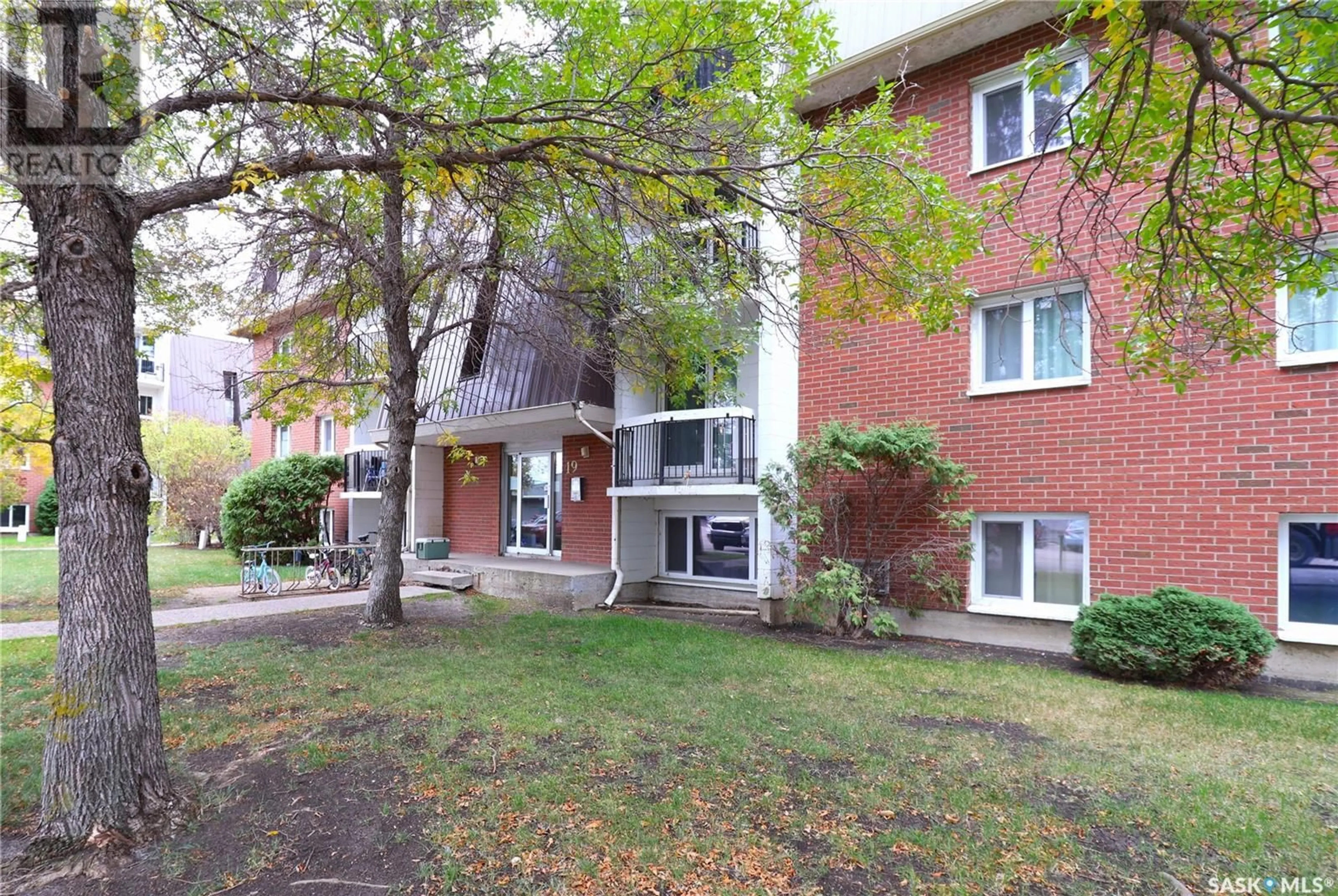 A pic from exterior of the house or condo, the street view for 24 35 Centennial STREET, Regina Saskatchewan S4S6P8