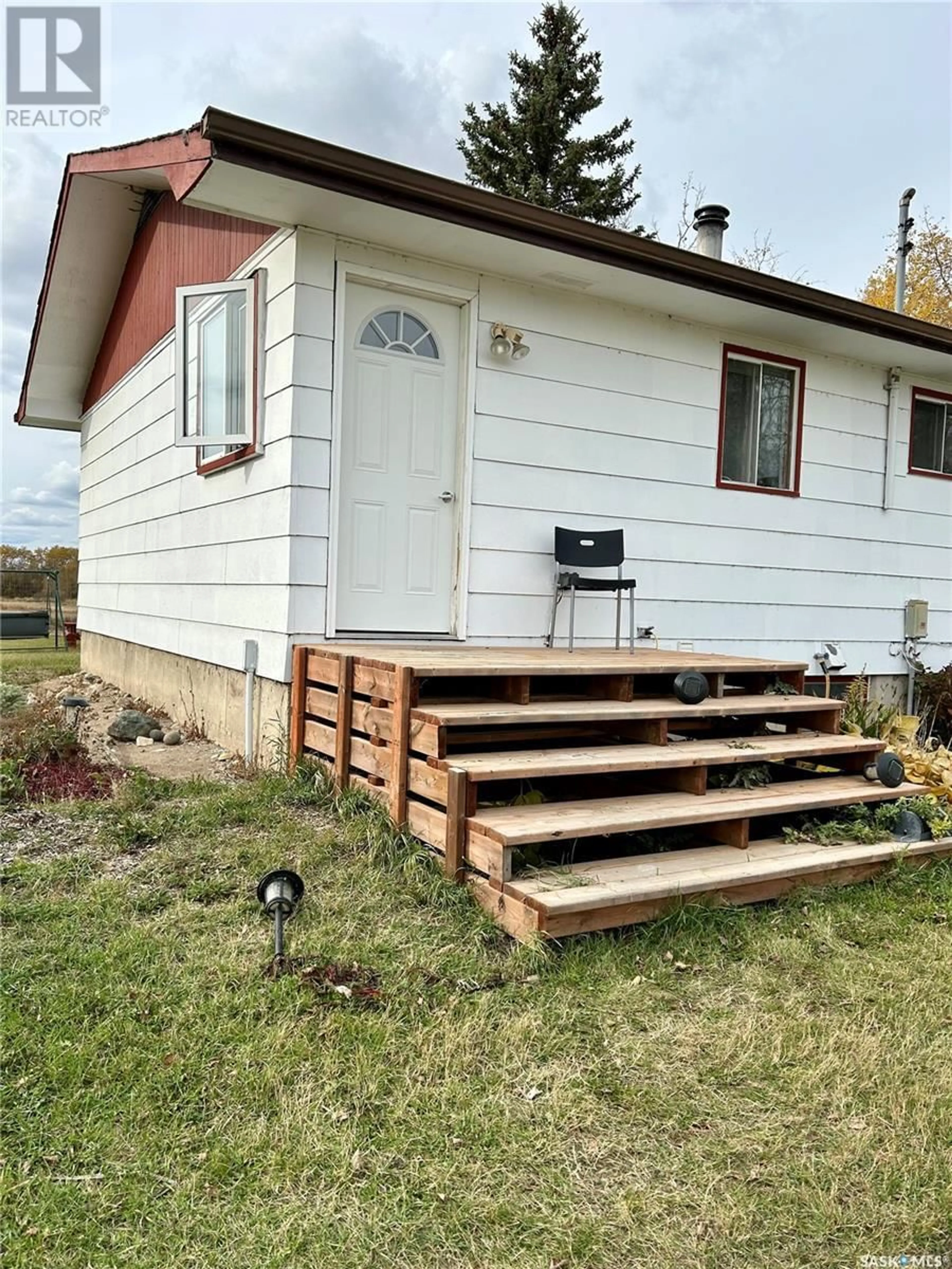 Frontside or backside of a home, cottage for Hill Acreage, Porcupine Rm No. 395 Saskatchewan S0E1H0