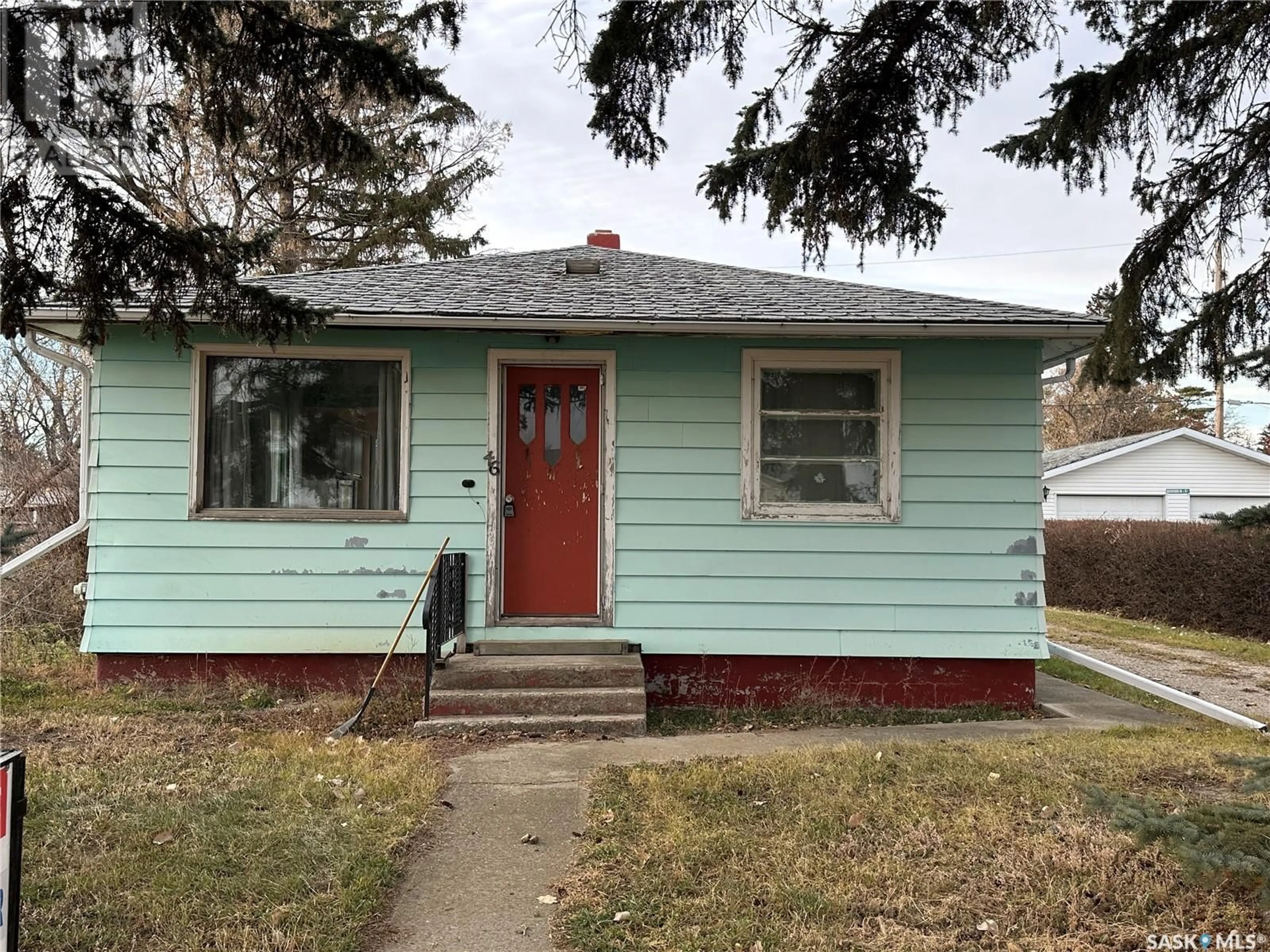 Home with vinyl exterior material, street for 46 CREELMAN STREET, Fillmore Saskatchewan S0G1N0