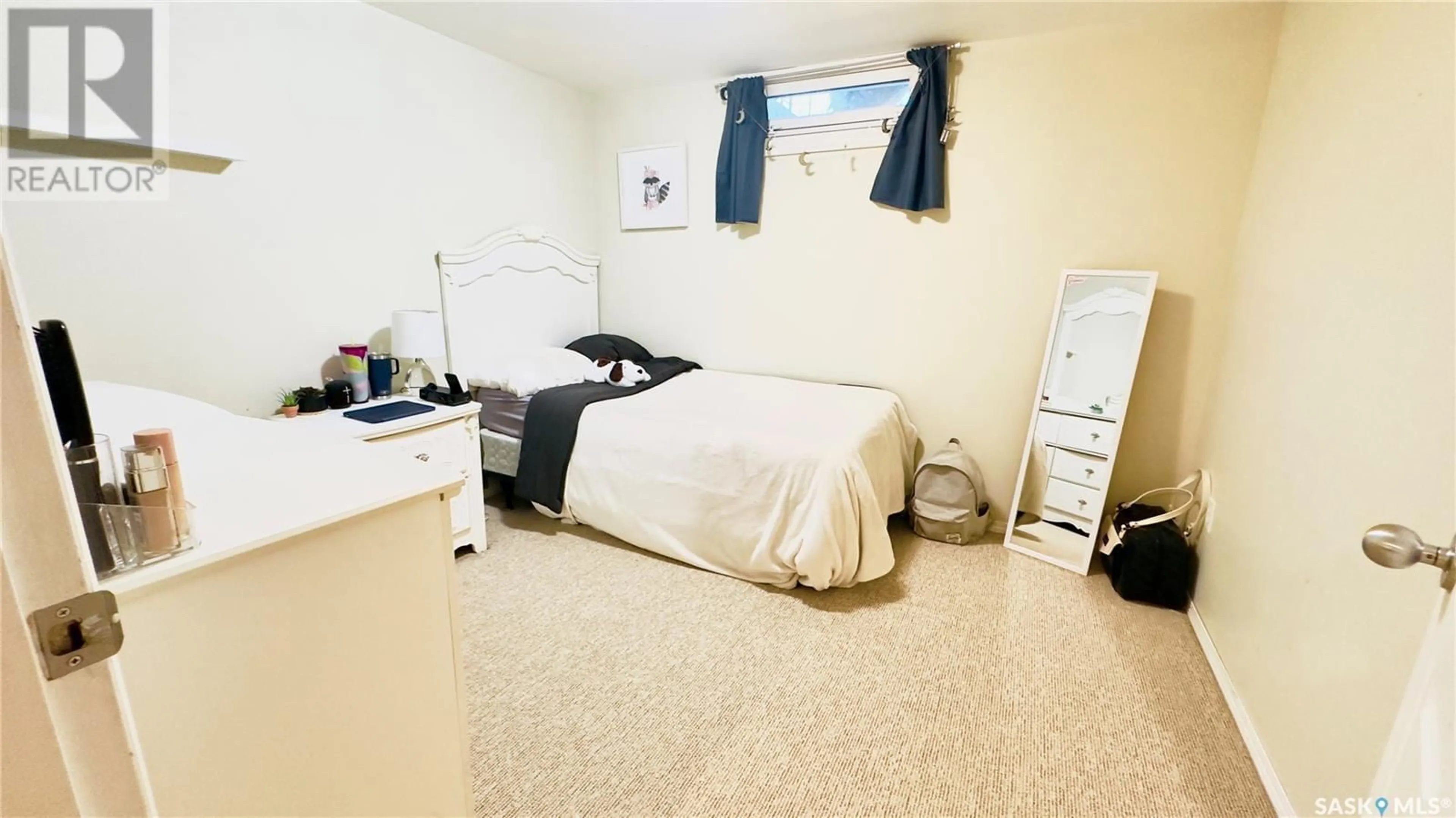 A pic of a room, unknown floor for 1310 6th AVENUE N, Saskatoon Saskatchewan S7K2T8