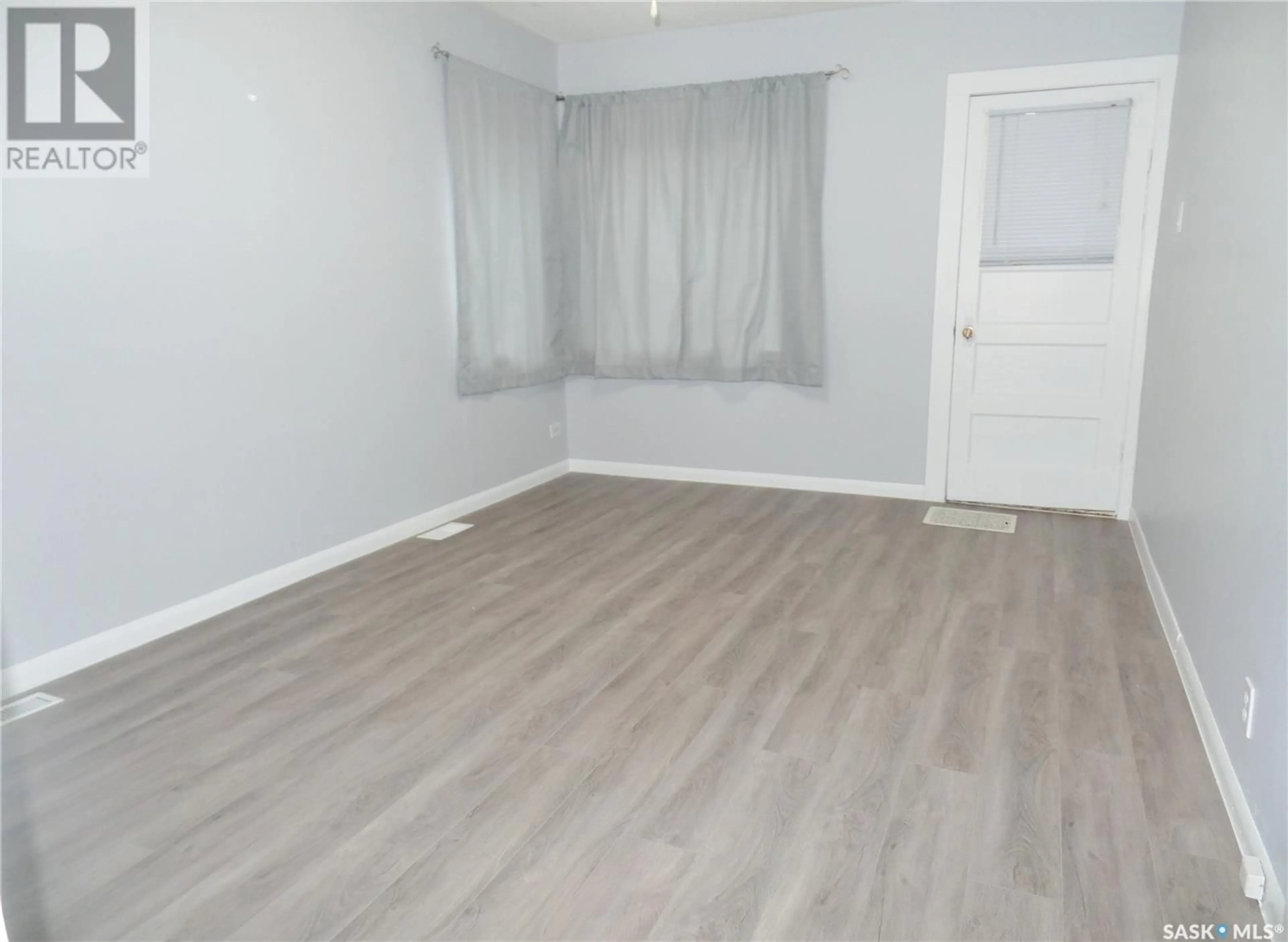 A pic of a room, not visible floor for 953 Iroquois STREET W, Moose Jaw Saskatchewan S6H3J7