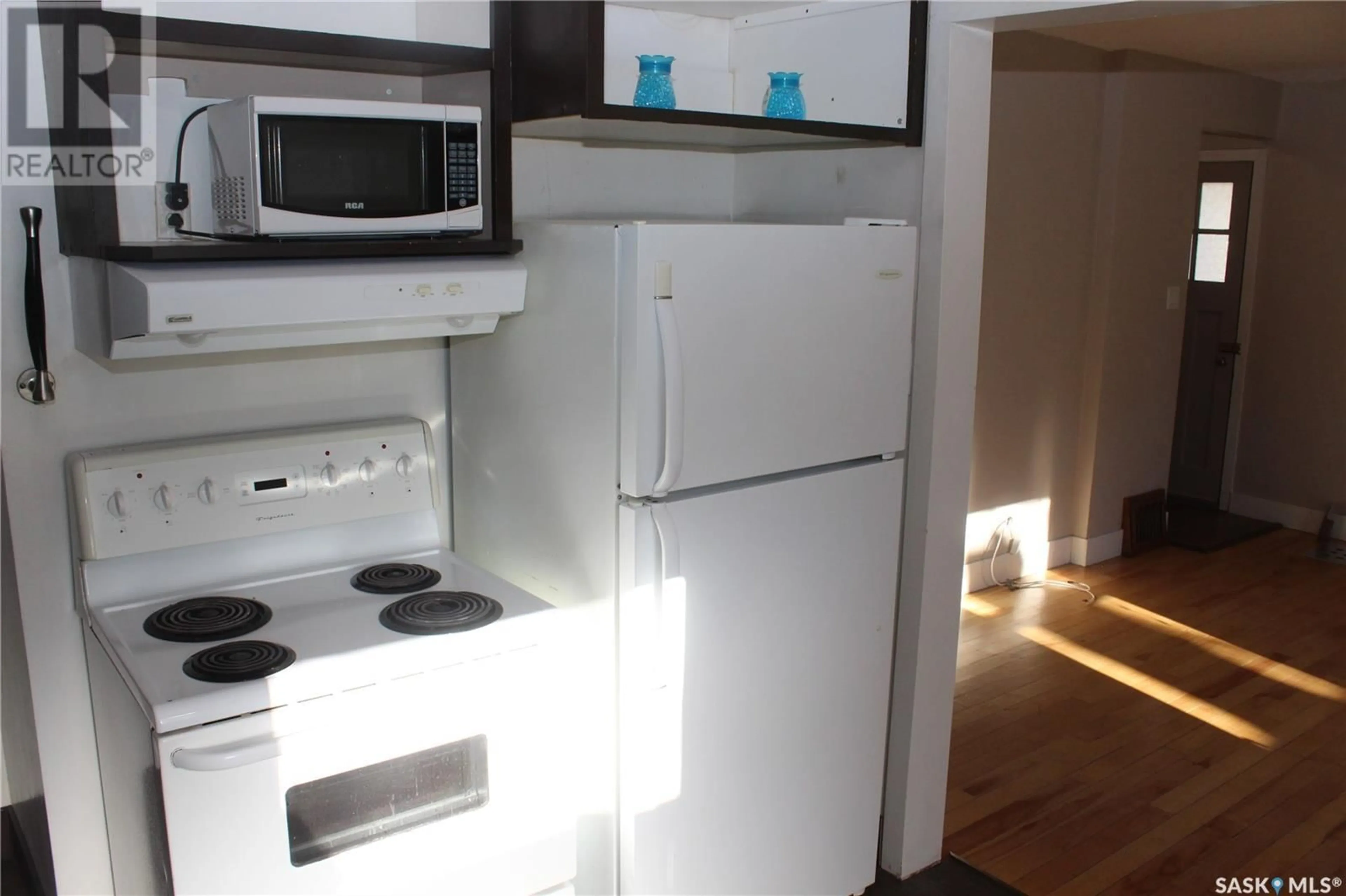 Standard kitchen, not visible floor, cottage for 2618 Edgar STREET, Regina Saskatchewan S4N3L7