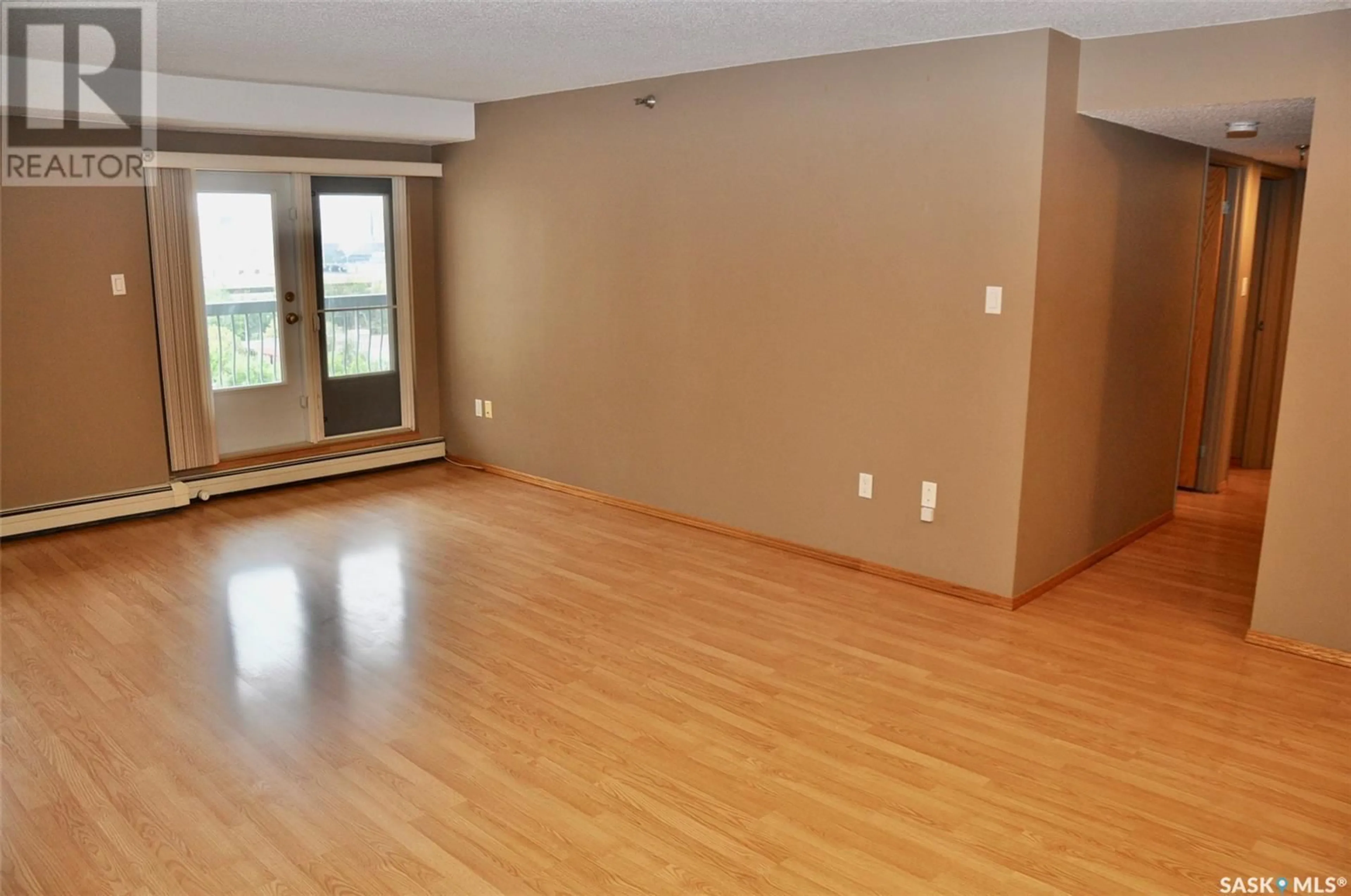 A pic of a room, wood floors for 901 405 5th AVENUE N, Saskatoon Saskatchewan S7K6Z3