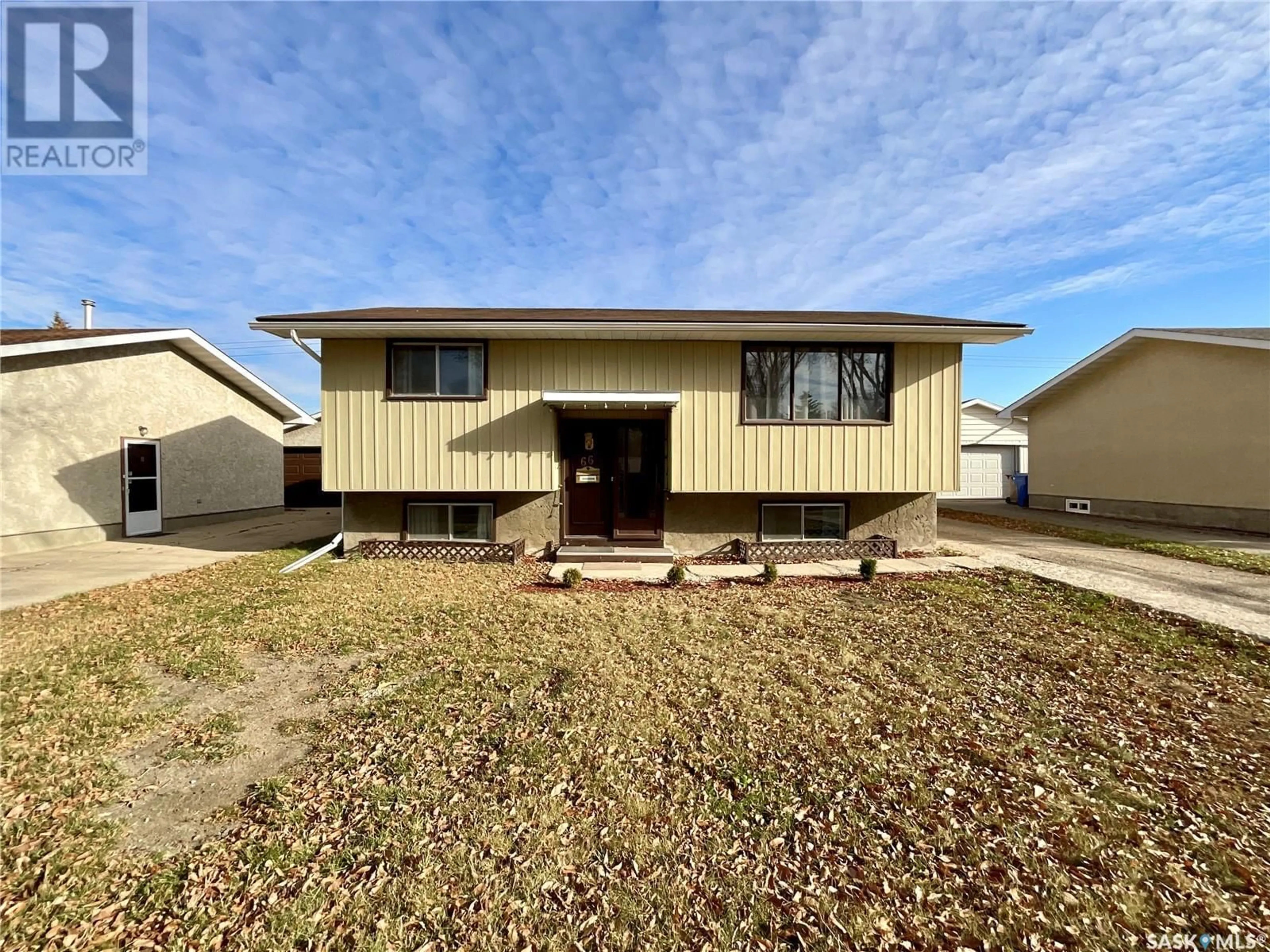 Frontside or backside of a home, cottage for 66 Hatton CRESCENT, Regina Saskatchewan S4N5K6