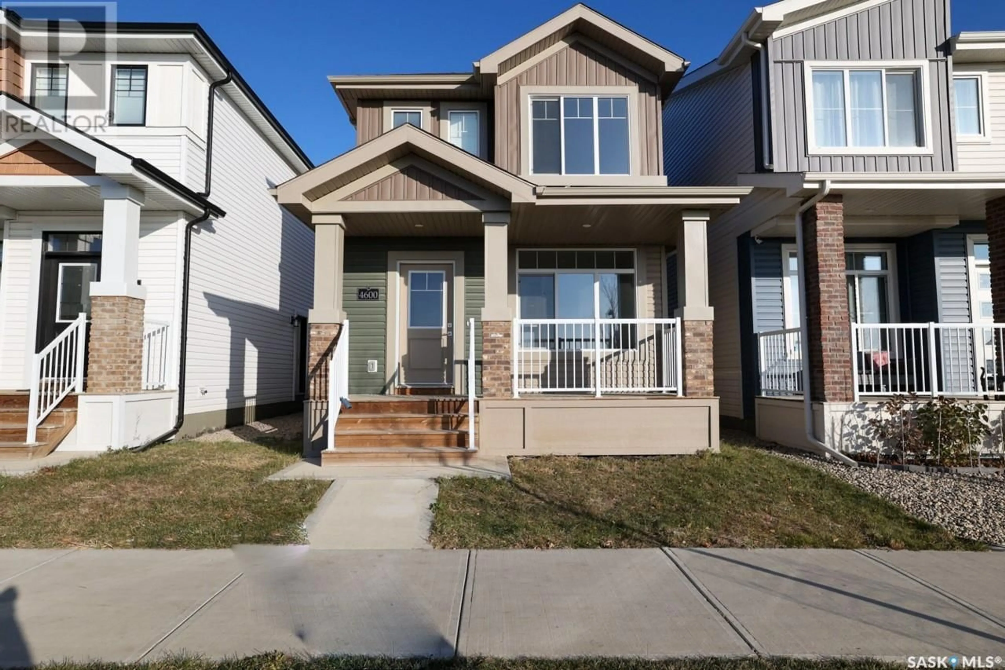 Frontside or backside of a home, cottage for 4600 Buckingham DRIVE E, Regina Saskatchewan S4V1P4