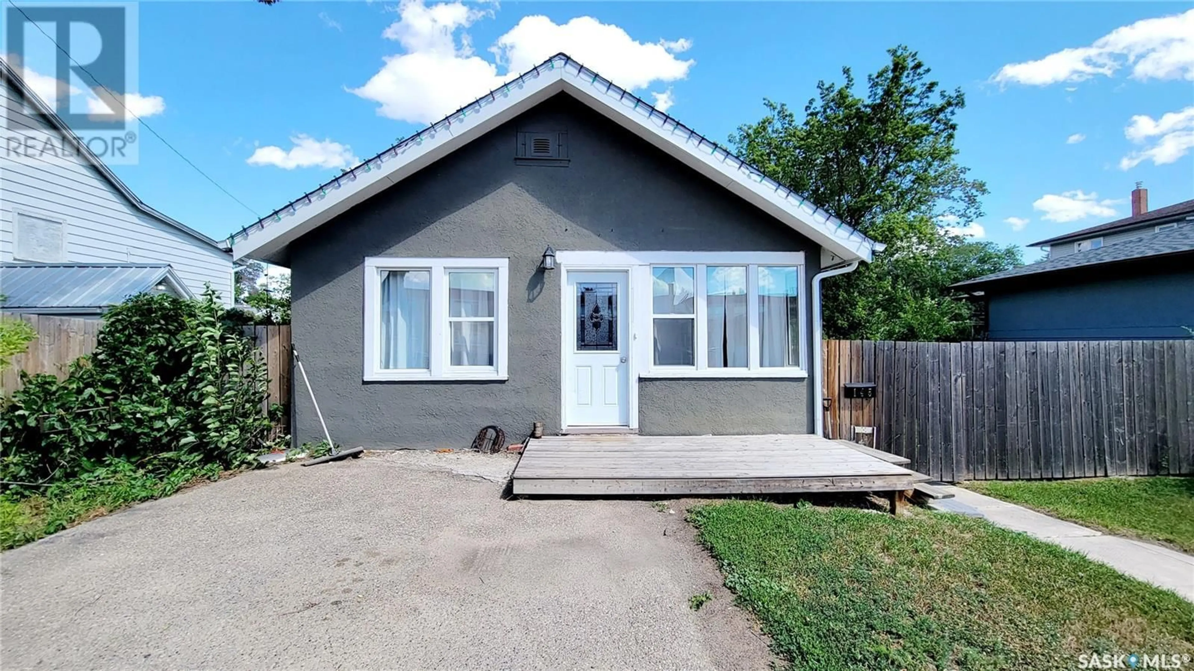 Frontside or backside of a home, cottage for 145 3rd AVENUE NE, Swift Current Saskatchewan S9H2G4