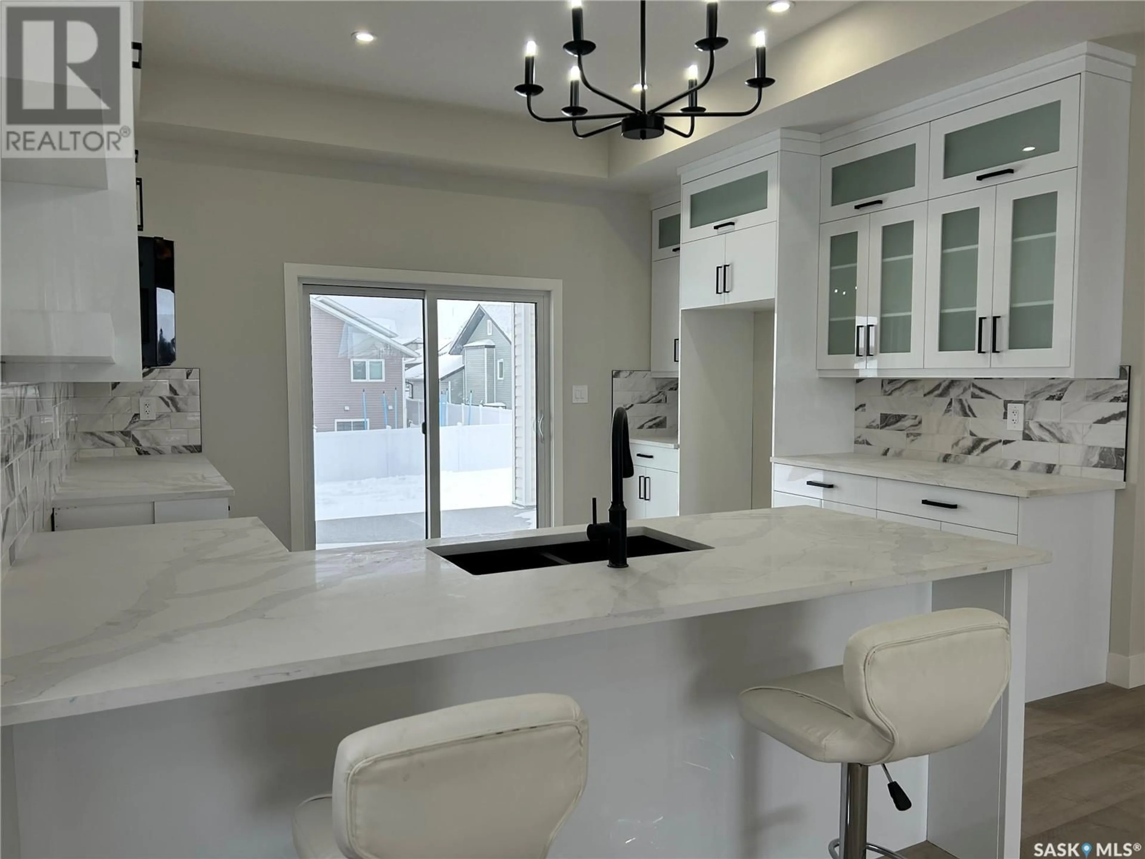 Contemporary kitchen, ceramic/tile floor for 611 Pebble Beach BOULEVARD, Warman Saskatchewan S0K4S1